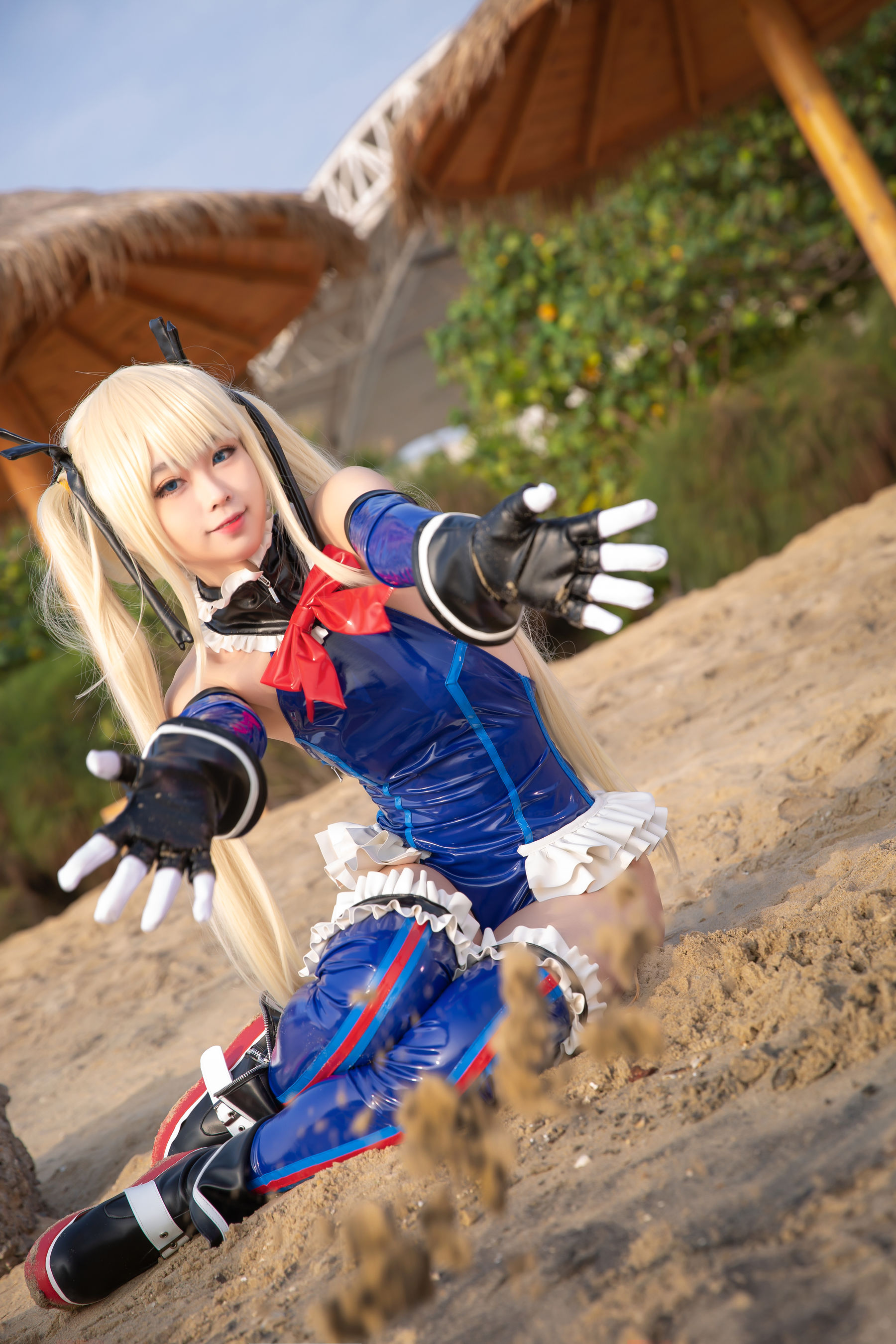 [网红COSER写真] 动漫博主G44不会受伤 - 玛丽连体衣第10张