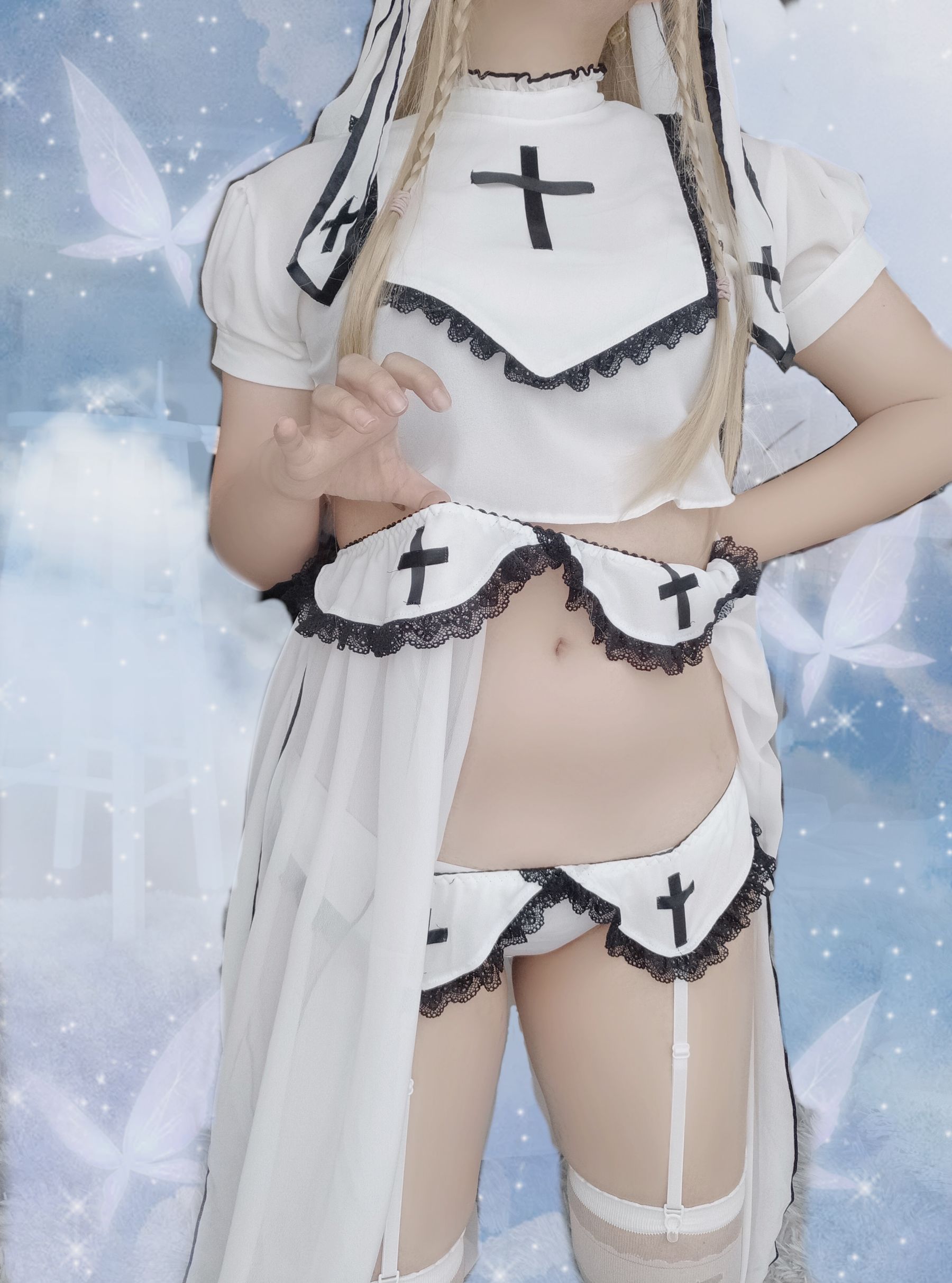 [网红COSER写真] 小容仔咕咕咕 - 容鸽第11张