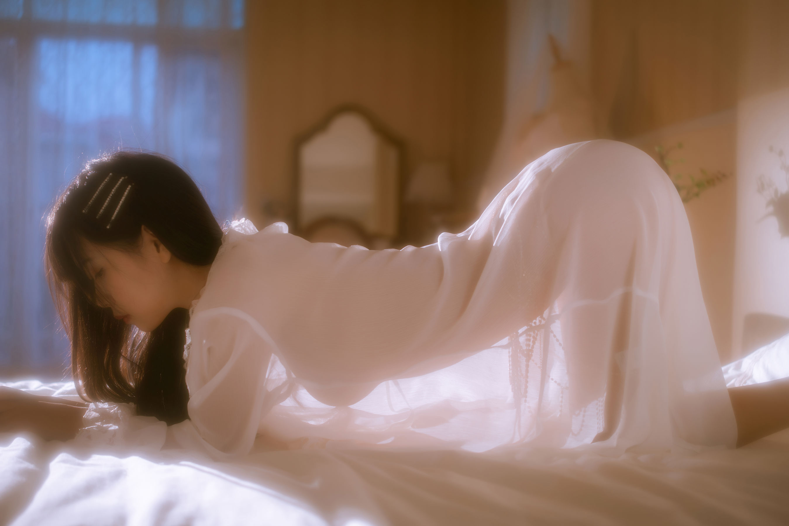 [COS福利] 阳光美少女萌芽儿o0 - 金色套装第12张