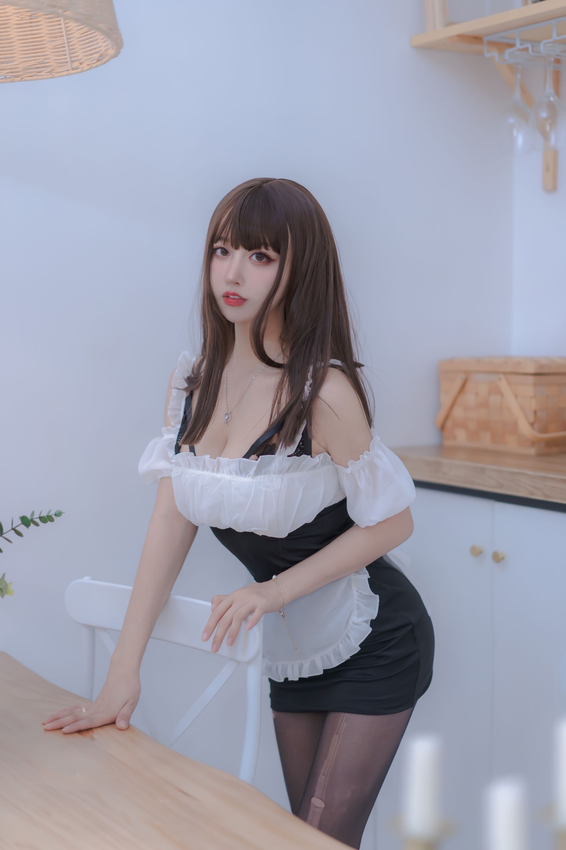 [福利COS] 斗鱼米线线sama写真 - 女仆使用手册第22张