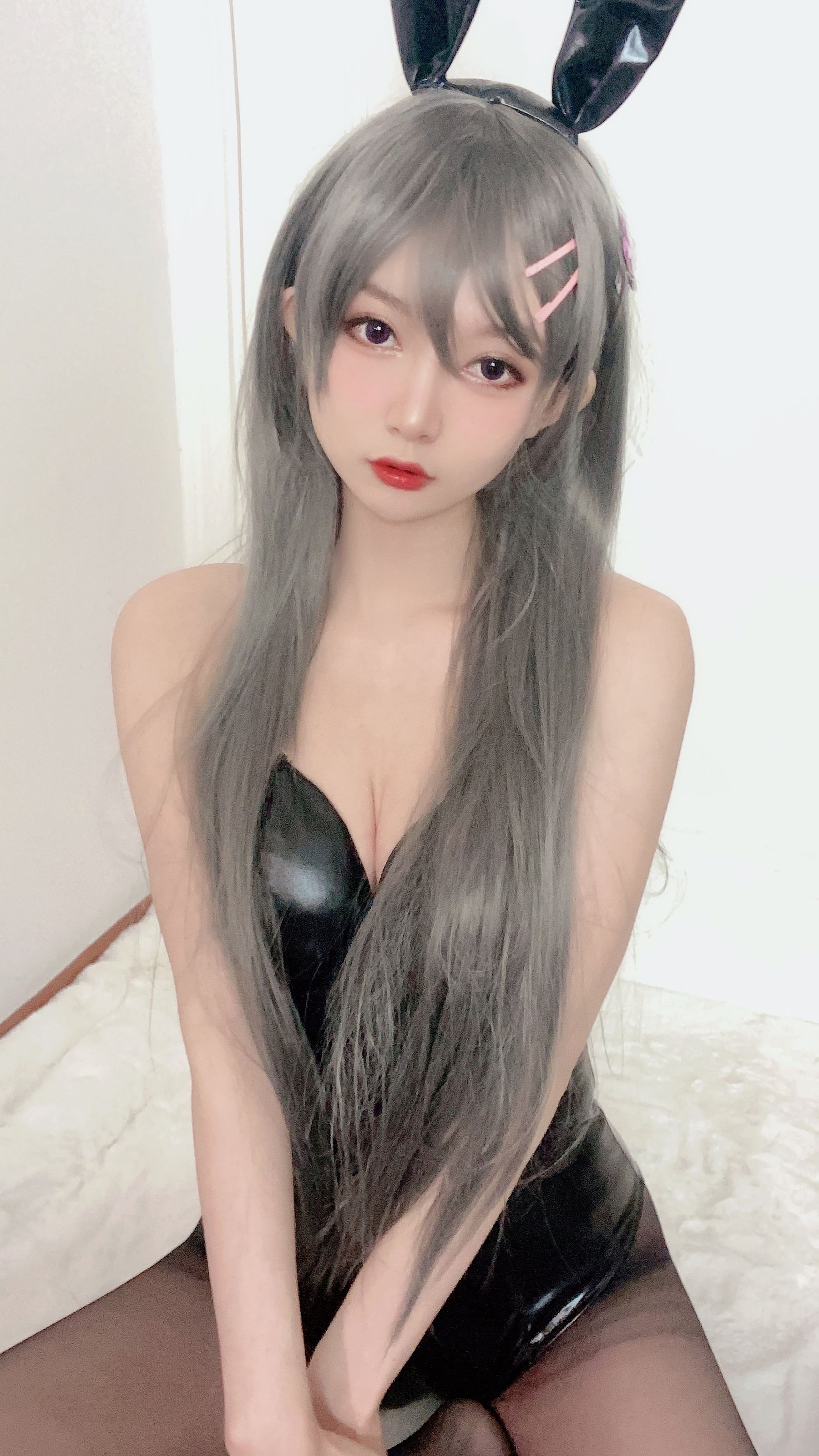 [福利COS] 51酱 - 麻衣兔女郎第1张