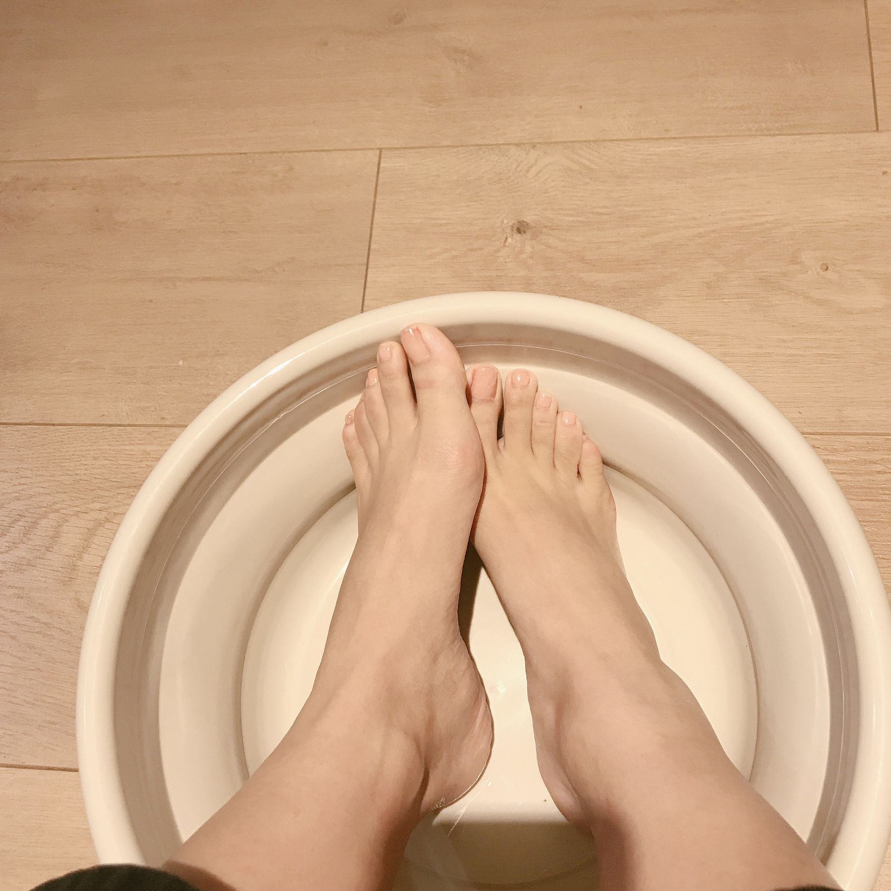 [福利COS] 安乔乔儿(Nia乔乔) No.001 牛奶洗脚第5张