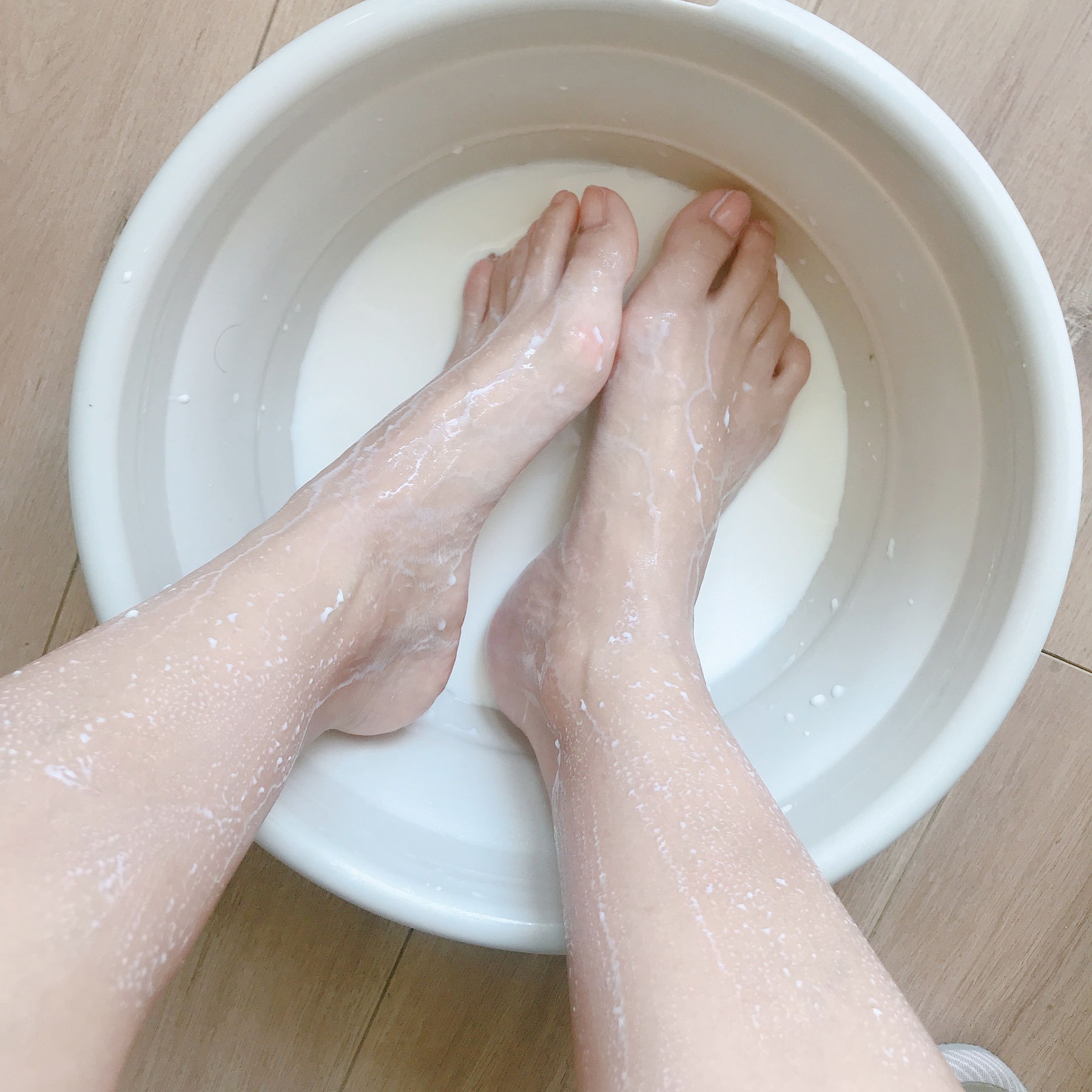 [福利COS] 安乔乔儿(Nia乔乔) No.001 牛奶洗脚第27张