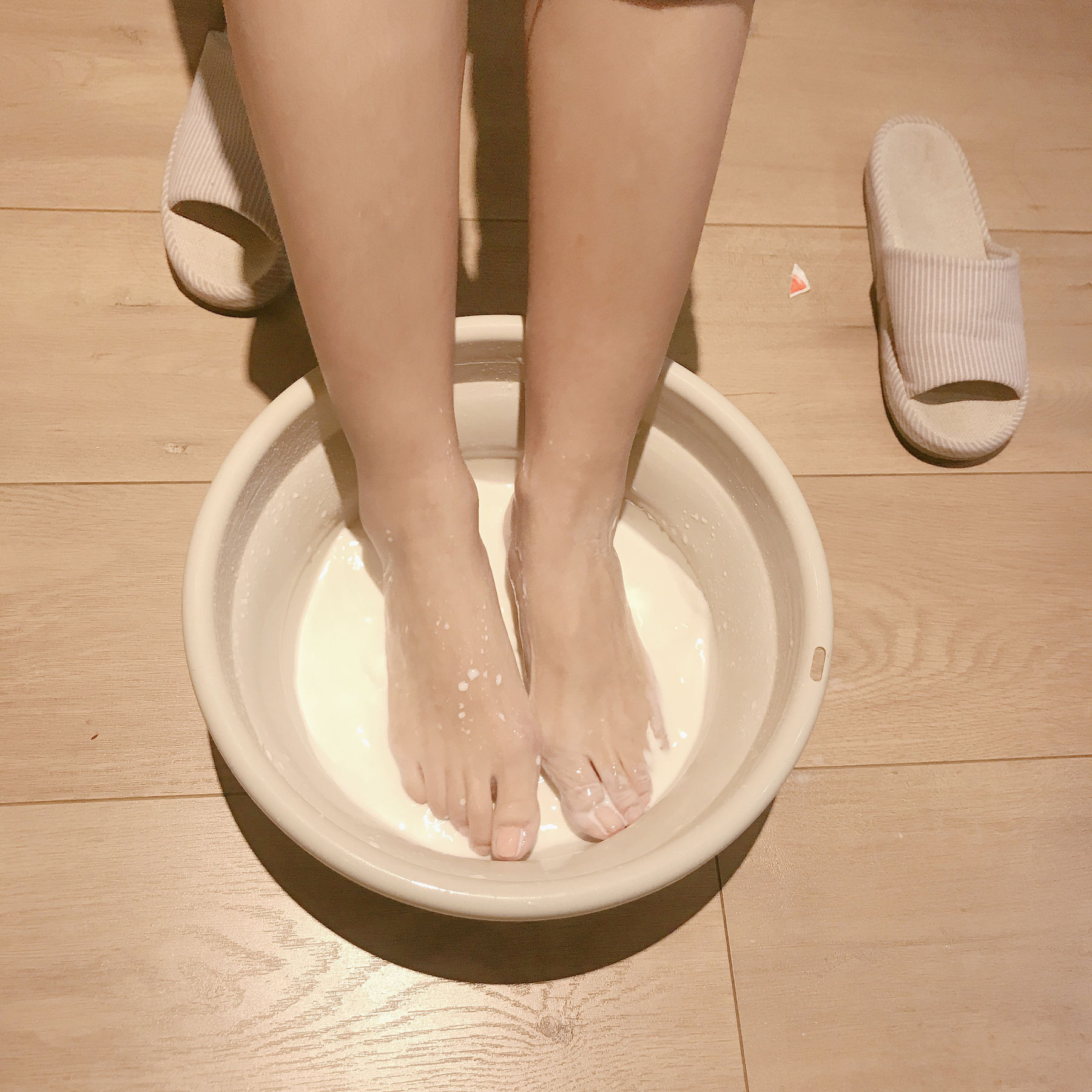 [福利COS] 安乔乔儿(Nia乔乔) No.001 牛奶洗脚第19张