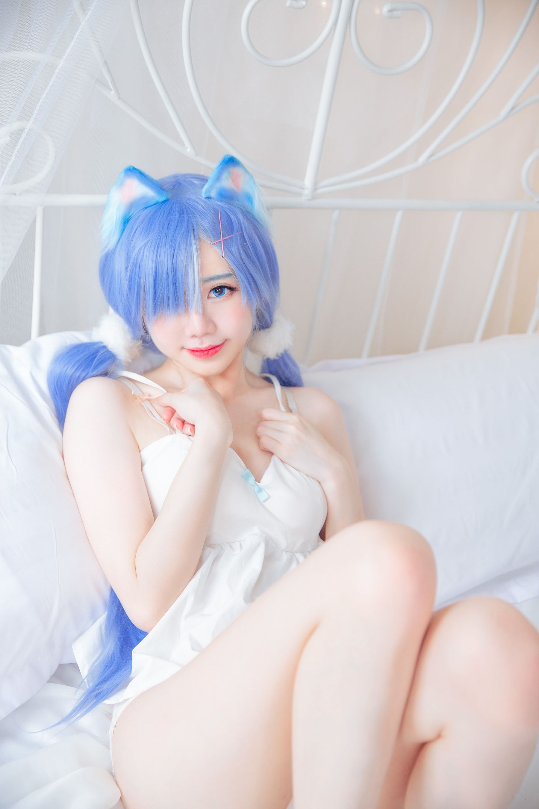 [网红COS] Sally Dorasnow - Rem White Kitty第10张