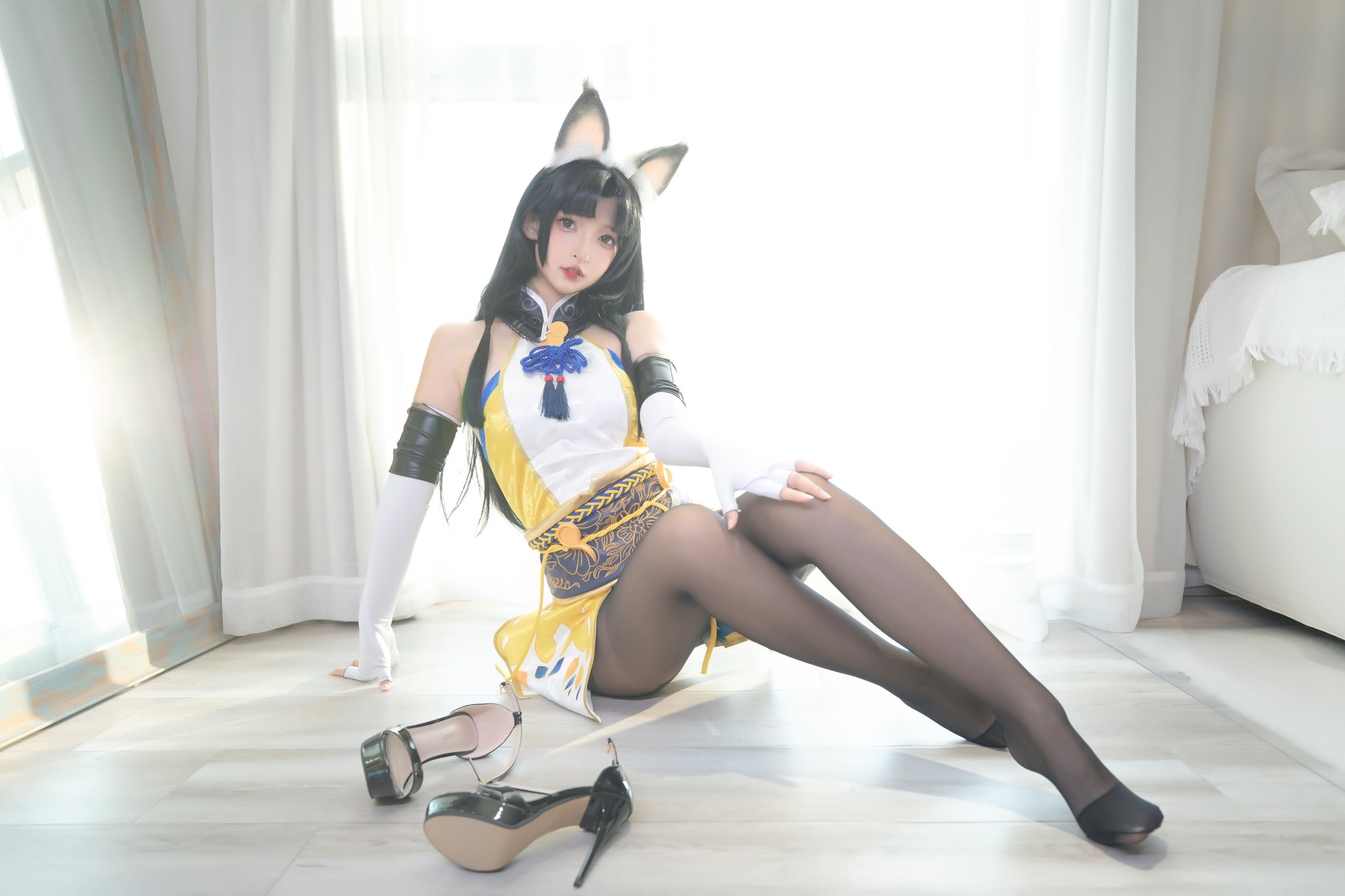 [网红COS] 萝莉神楽板真冬 黑丝胡桃第16张