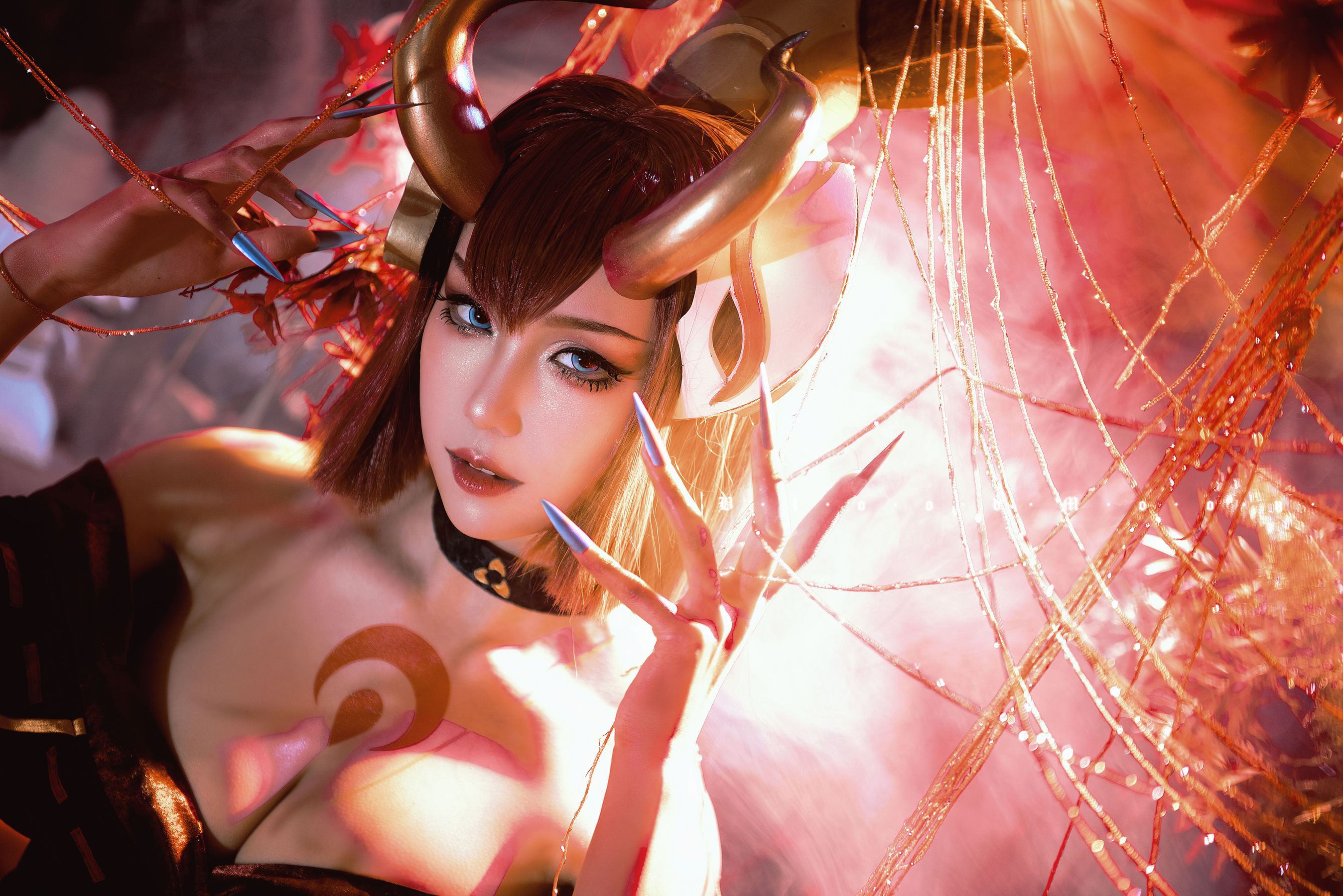 [网红COS] 瓦斯塔亚小龙虾 - 猩红之月伊芙琳第5张