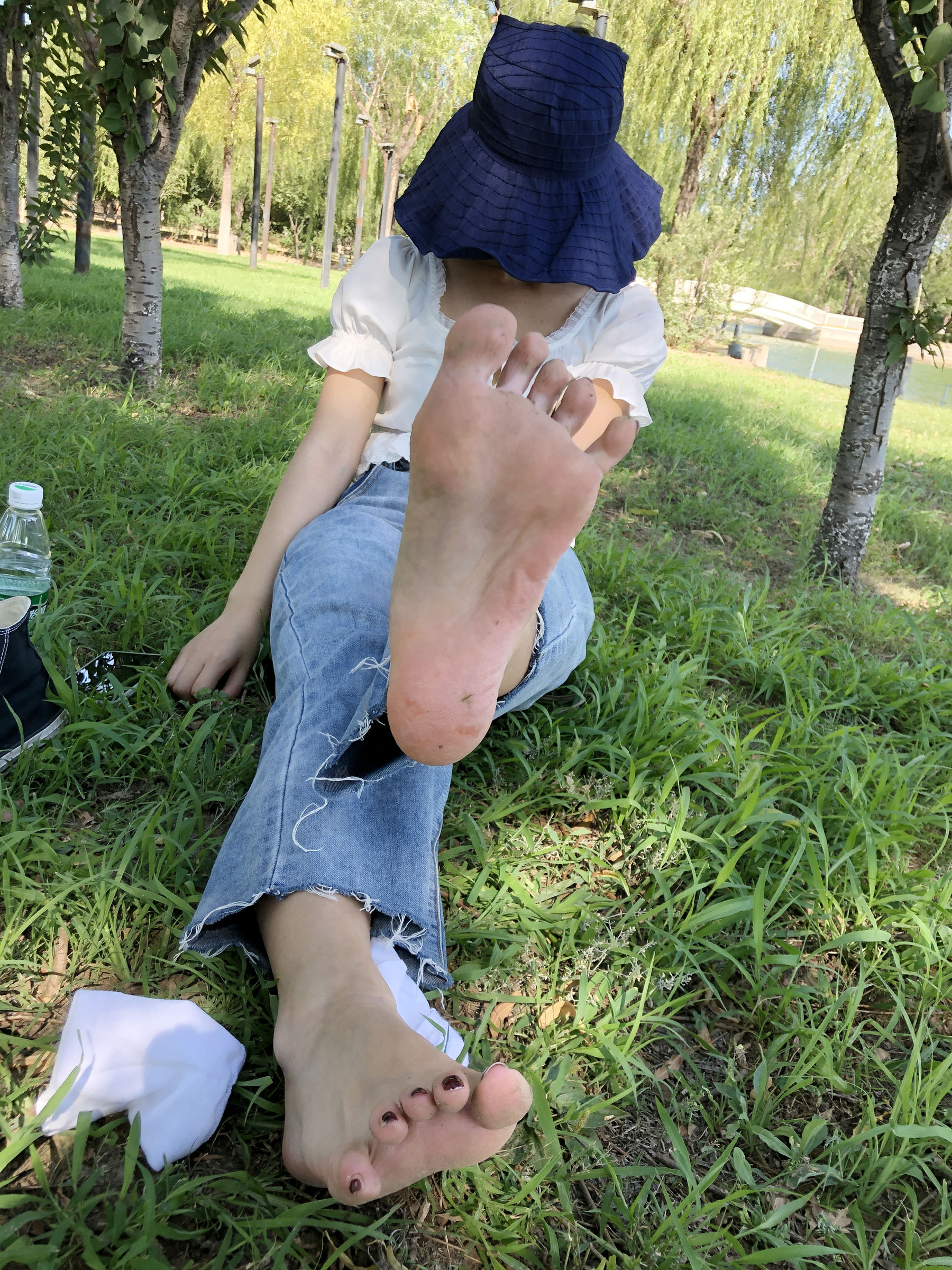 [福利COS] 安乔乔儿(Nia乔乔) No.007 乔乔脏脚底第5张