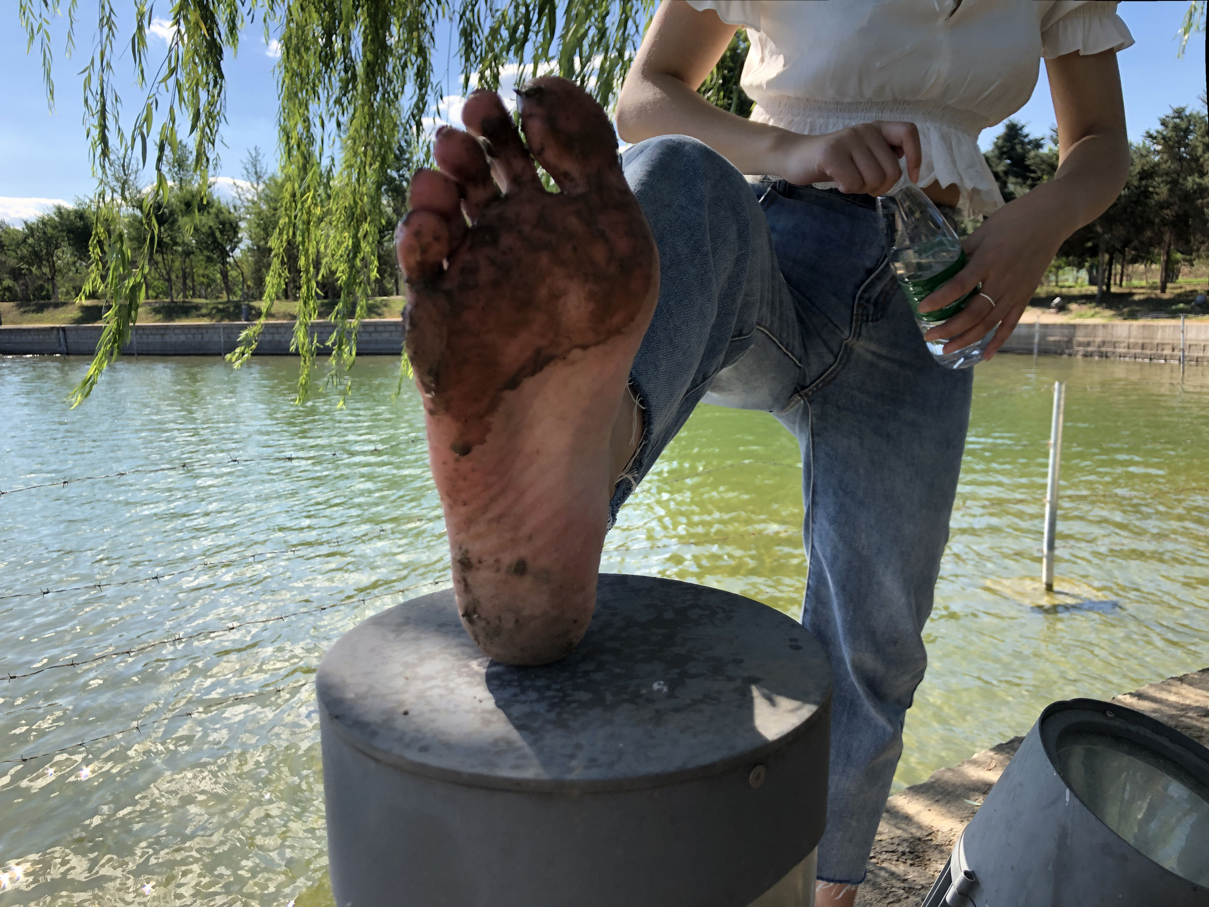 [福利COS] 安乔乔儿(Nia乔乔) No.007 乔乔脏脚底第22张