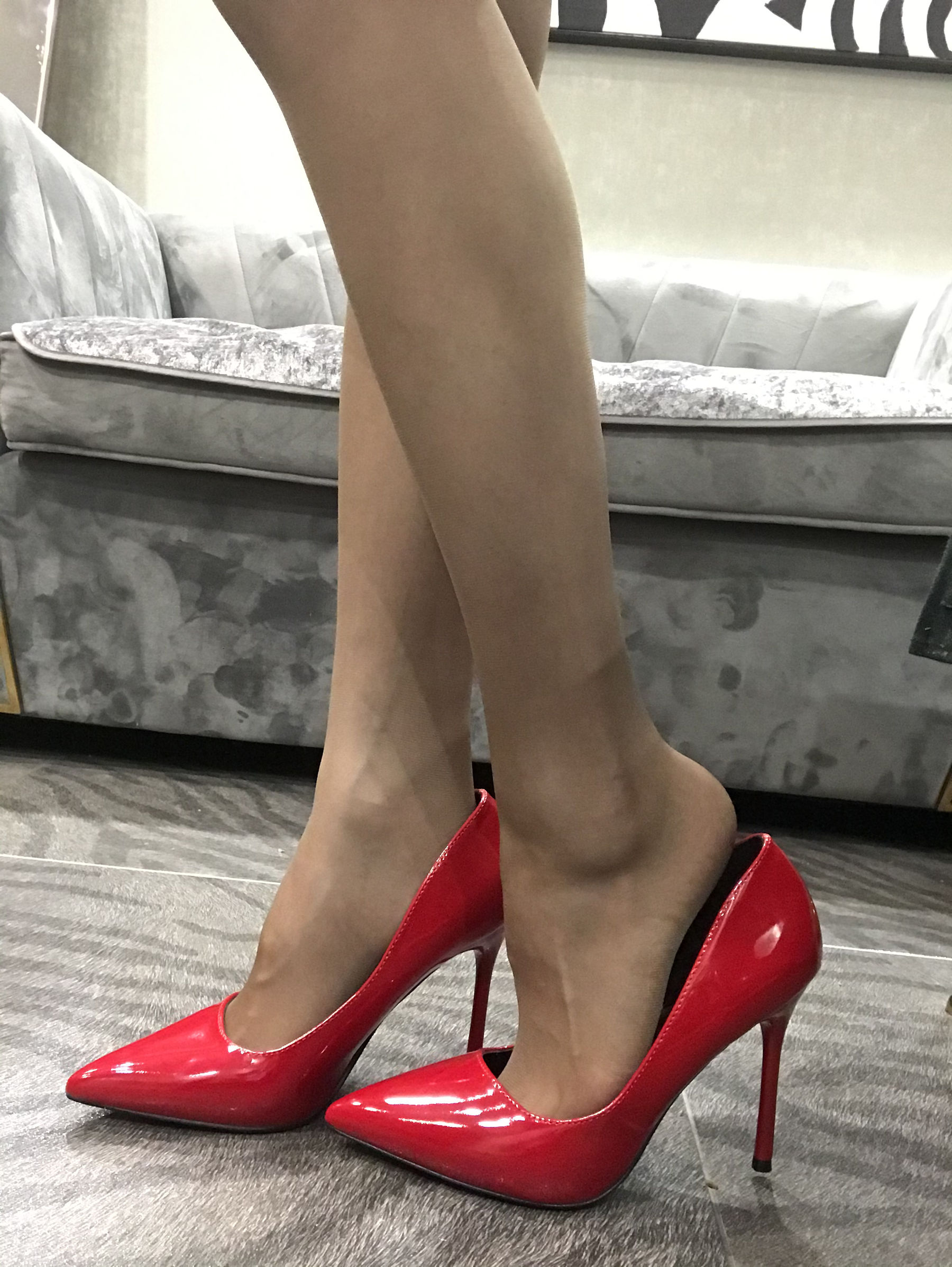 [福利COS] 丝足博主麋鹿_Monroe 2020.04.20 红高黑丝第20张