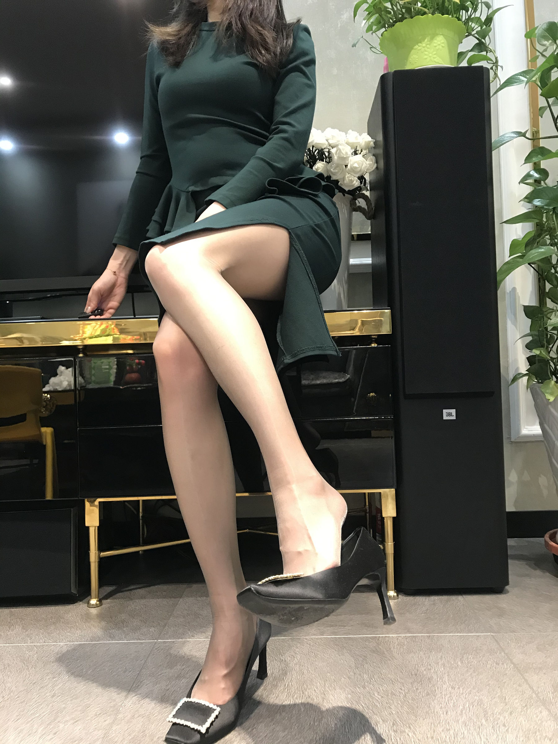 [福利COS] 丝足博主麋鹿_Monroe 2020.04.30 贵妇丝足第11张