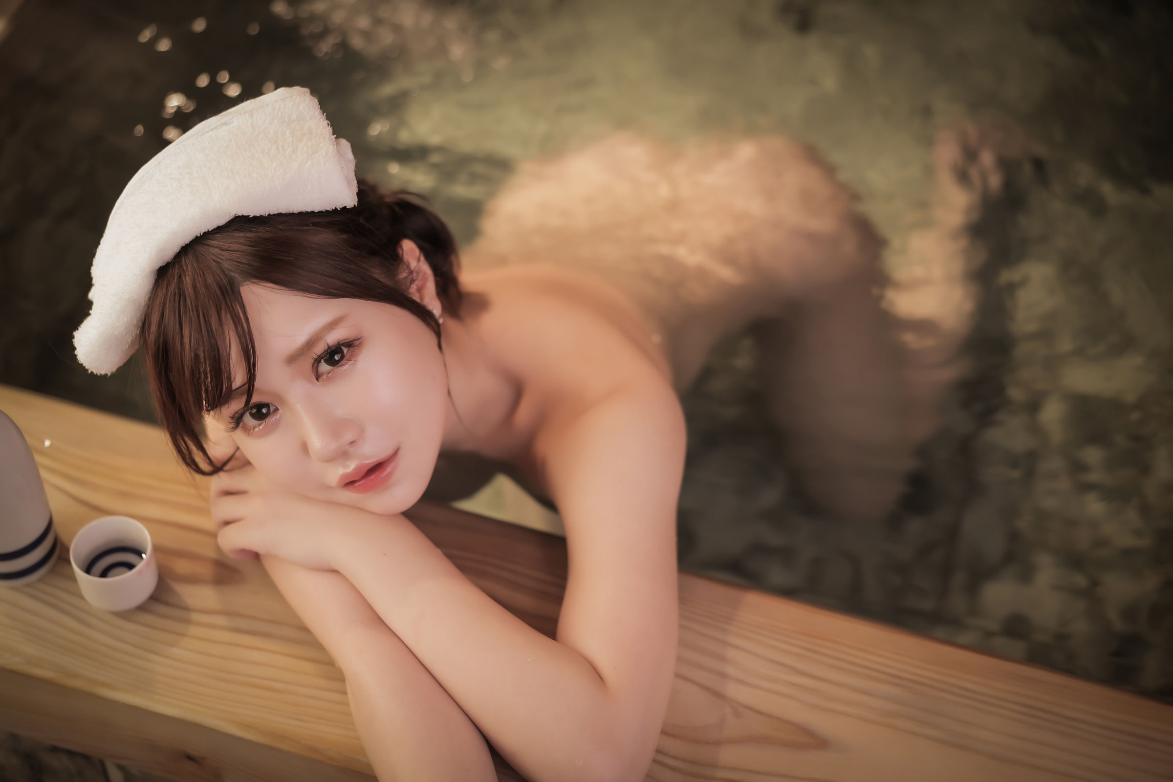 [福利COS] Mai Shirota 白田まい 白田まいと、貸切温泉と、濃厚接触第58张