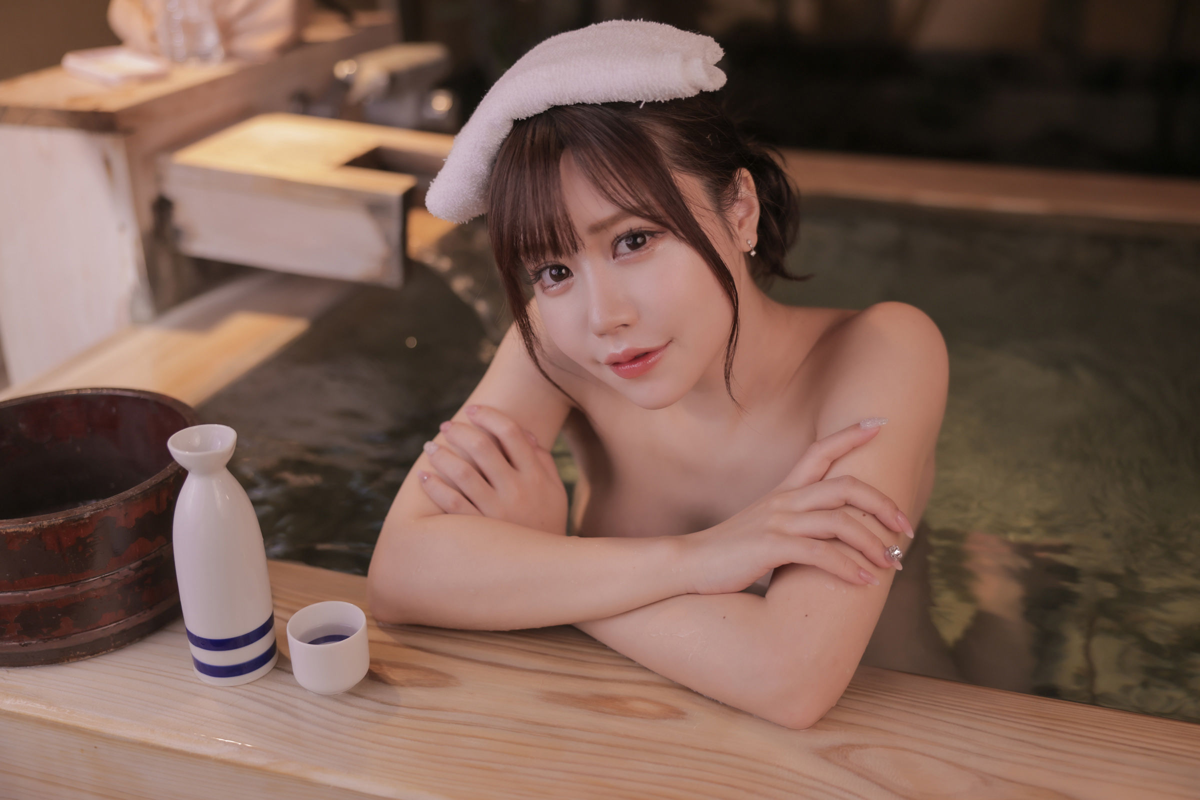 [福利COS] Mai Shirota 白田まい 白田まいと、貸切温泉と、濃厚接触第18张
