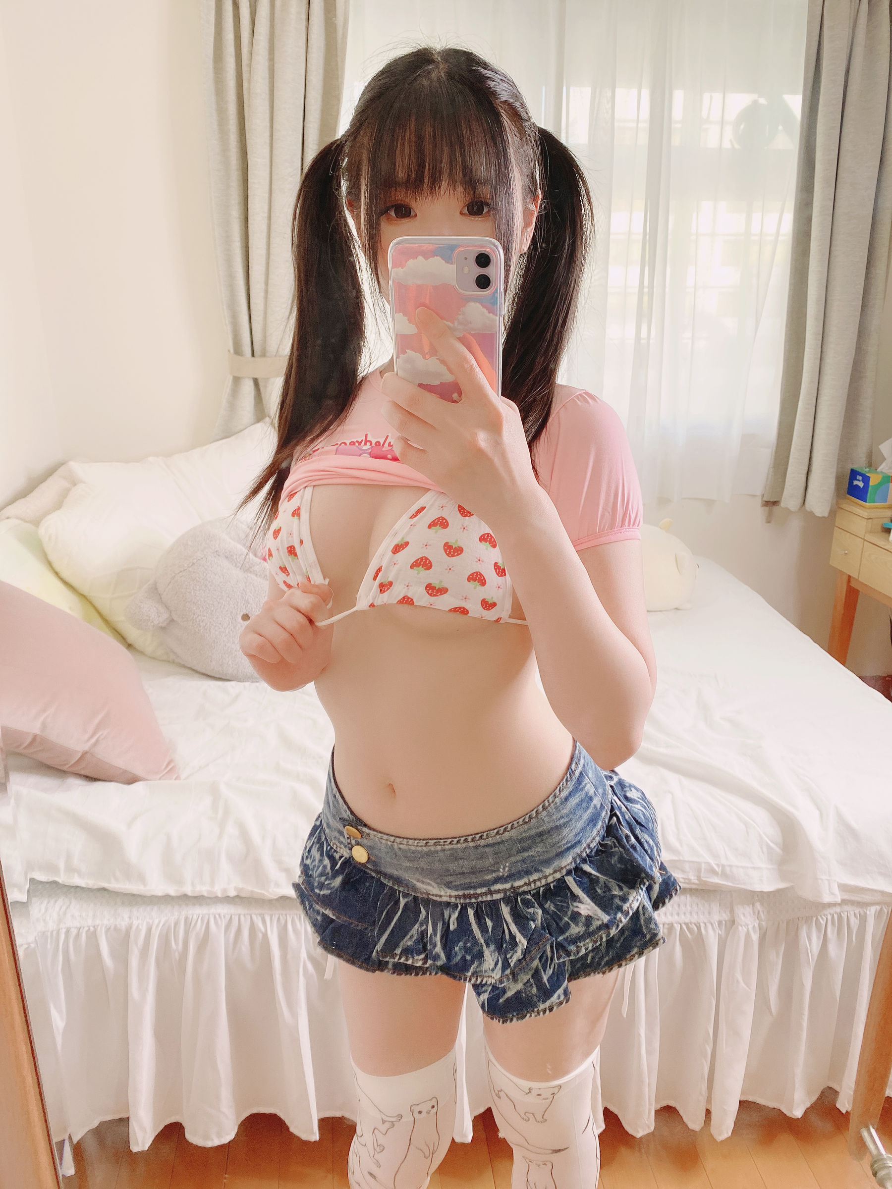 [福利COS] 微博妹纸霜月shimo - 女児服着てみた第1张