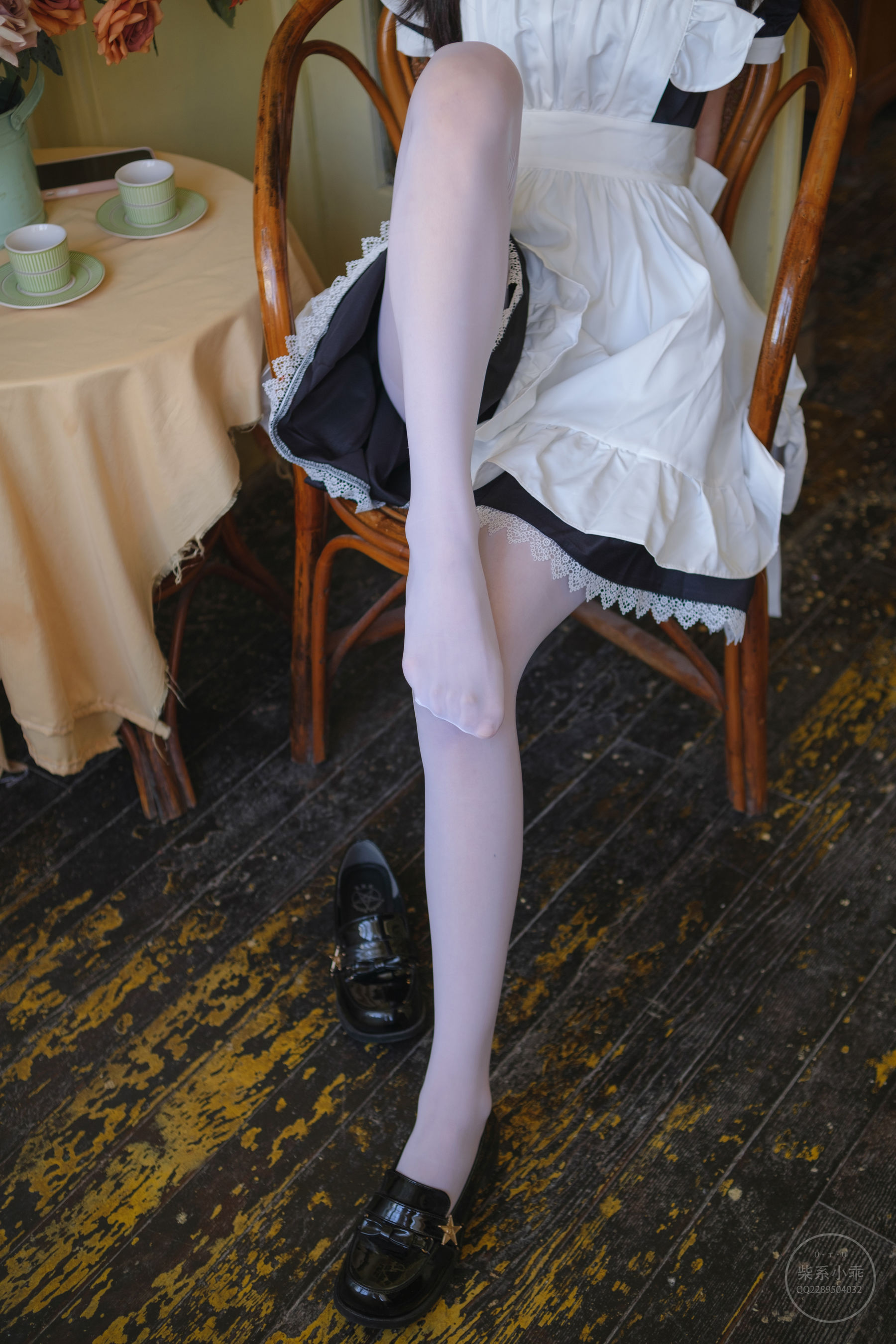 [福利COS] 柴系小乖(稚乖画册) - 夜夜白丝女仆第22张