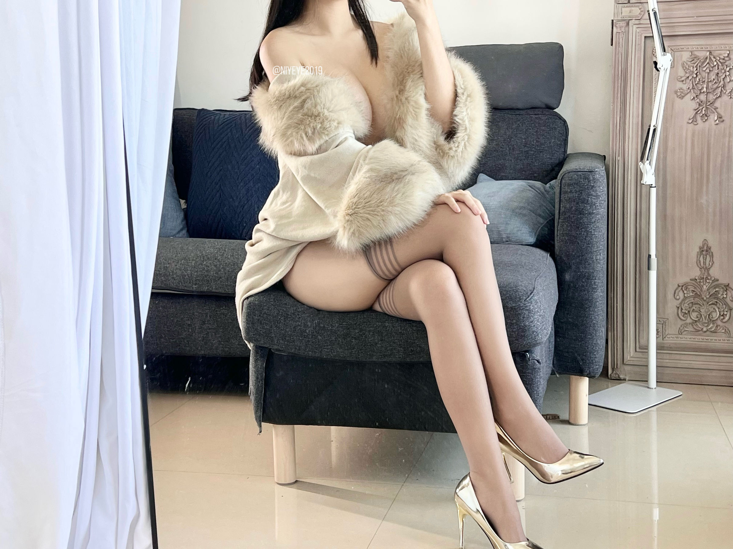 [福利COS] 萌系小姐姐-白烨- - 夜色妖姬第24张