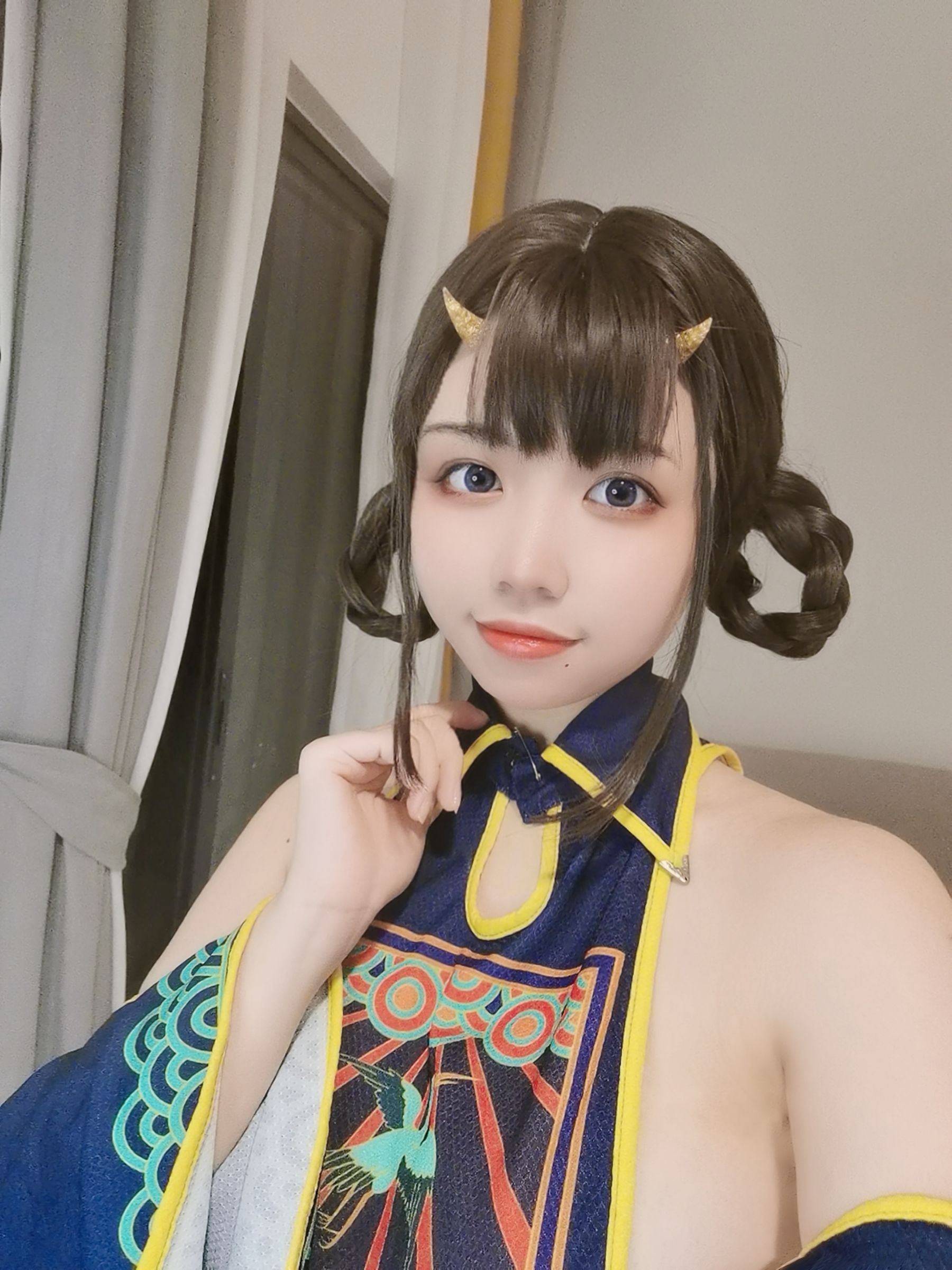 [福利COS] 啊日日_Ganlory - 小僵尸自拍第5张