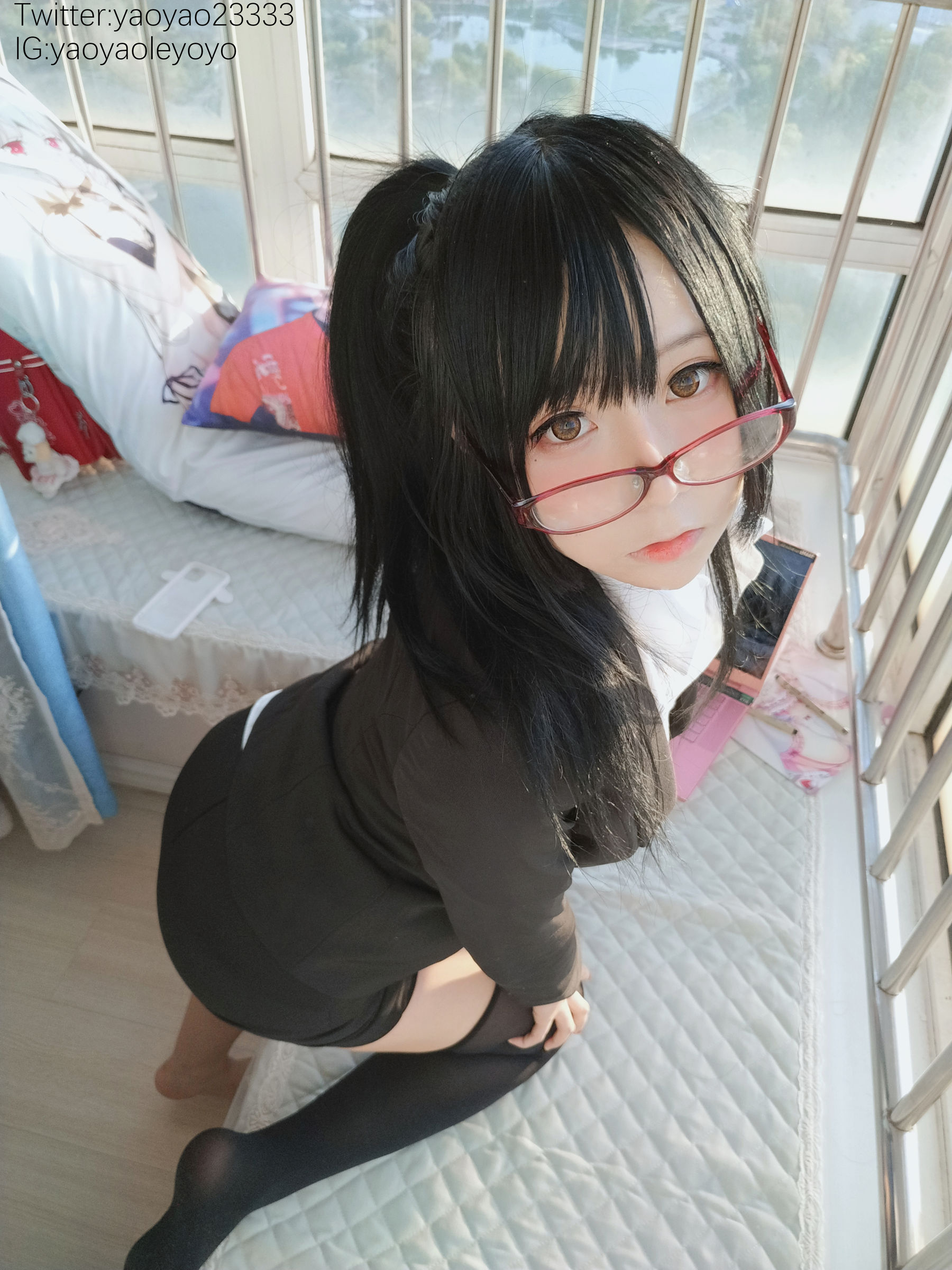 [福利COS] 萌妹子Coser摇摇乐yoyo - 补习老师第25张