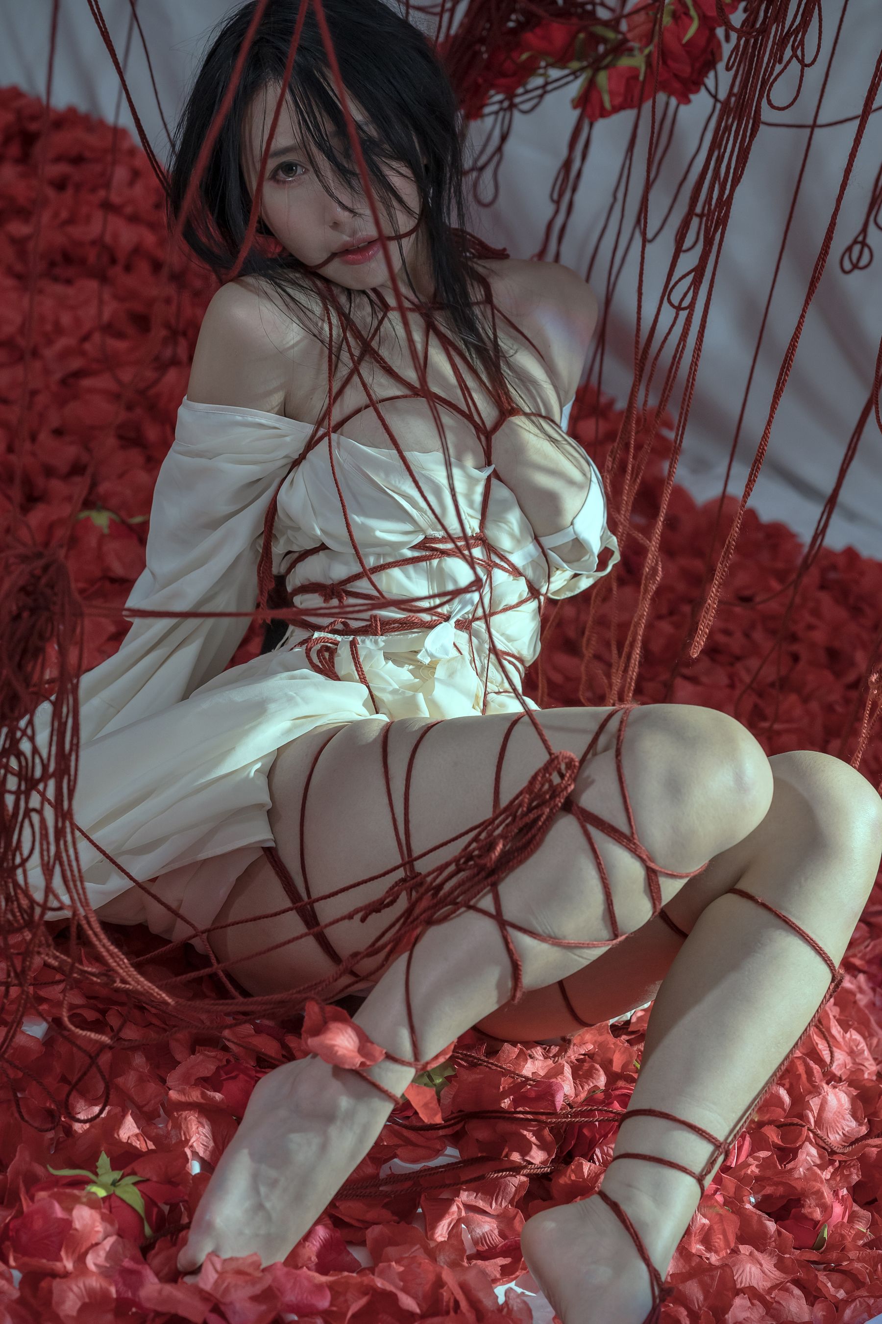 [福利COS] 云溪溪 - 奶桃 囚鸟第20张