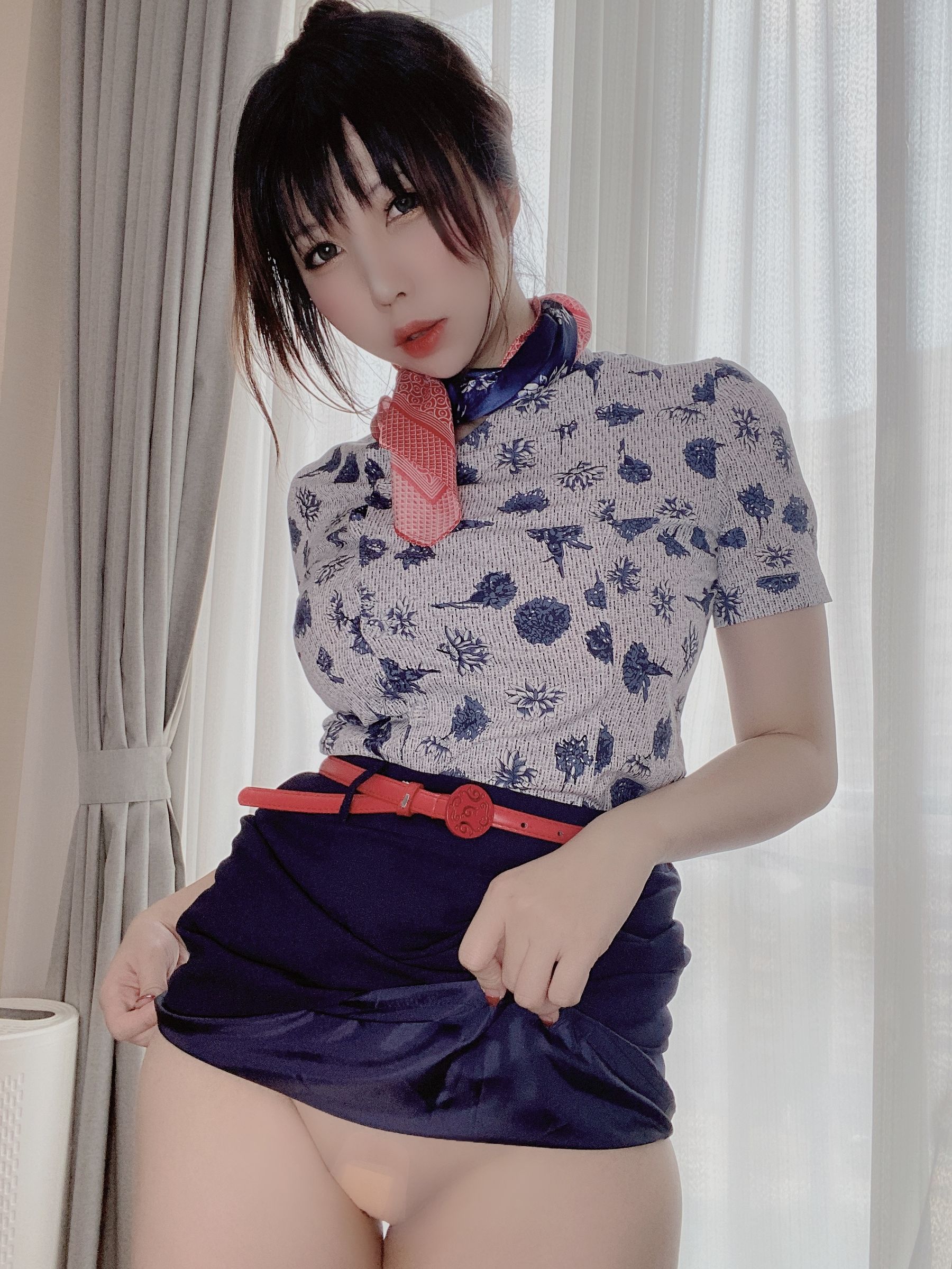 [福利COS] 二次元巨乳美女鹿野希 [Fantia] 【2021年09月】Olガール~オフィス編~第6张