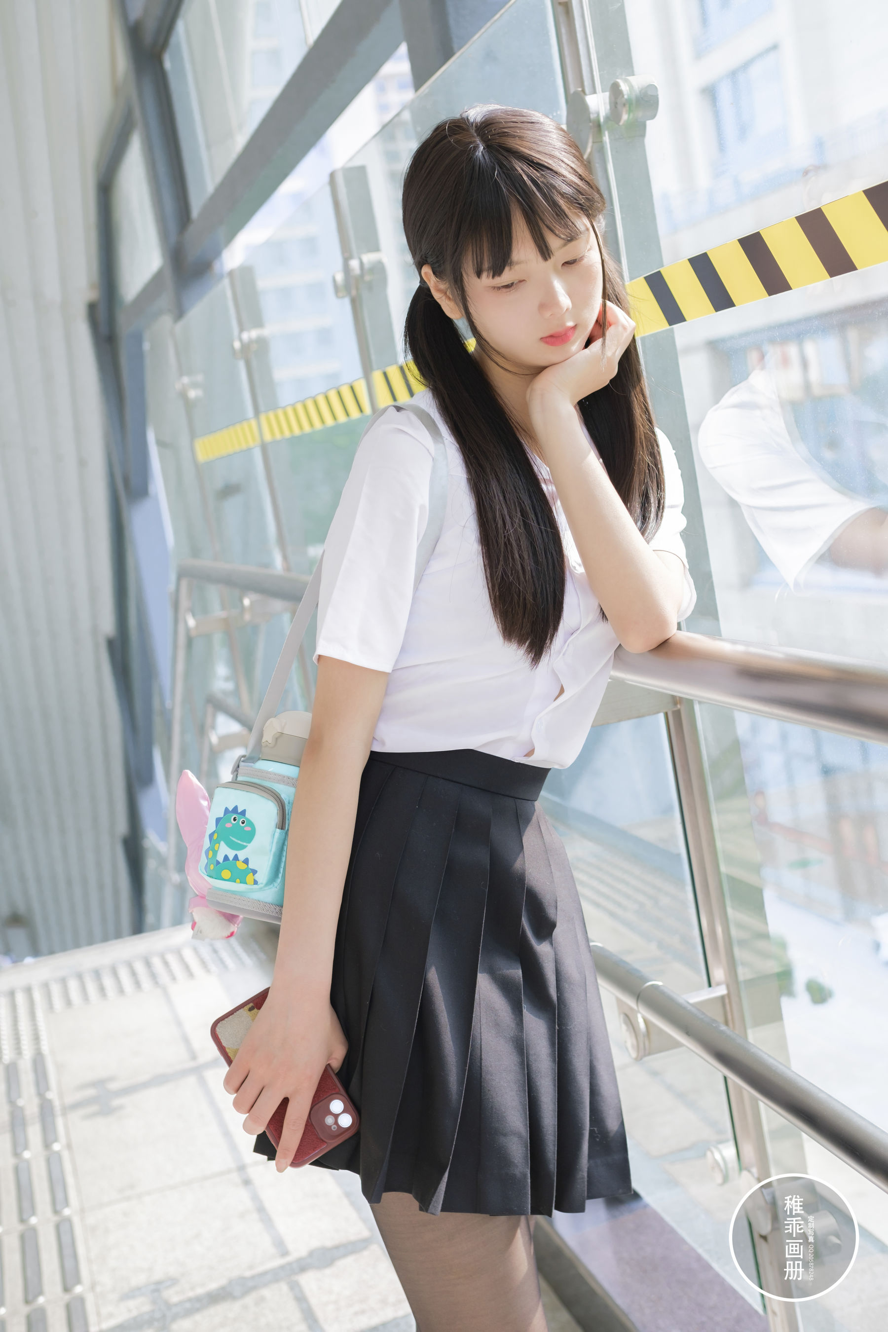 [福利COS] 柴系小乖(稚乖画册) - 夜夜 逛街13d黑丝第10张