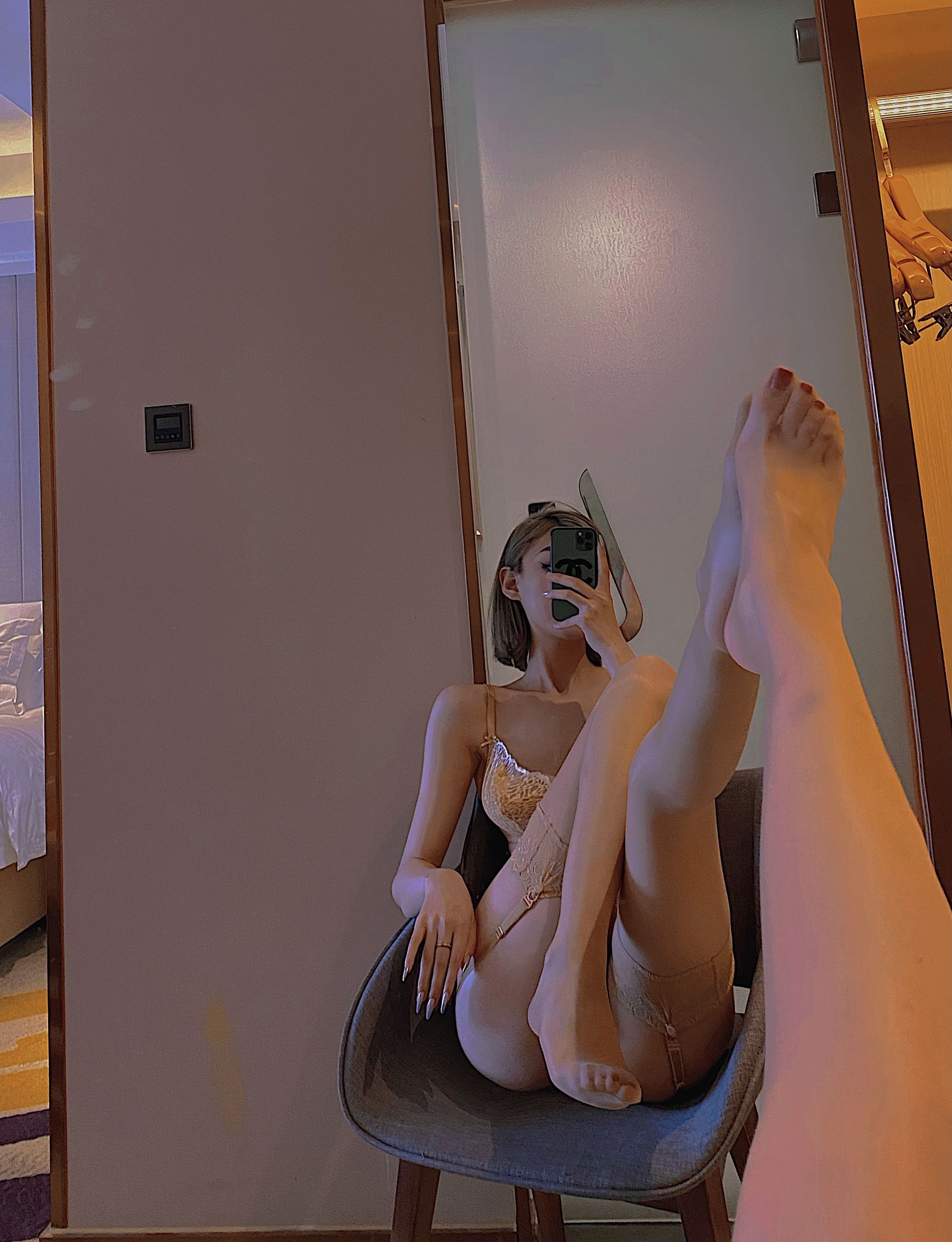 [福利COS] 脸红Derie 微密圈视图合集第26张