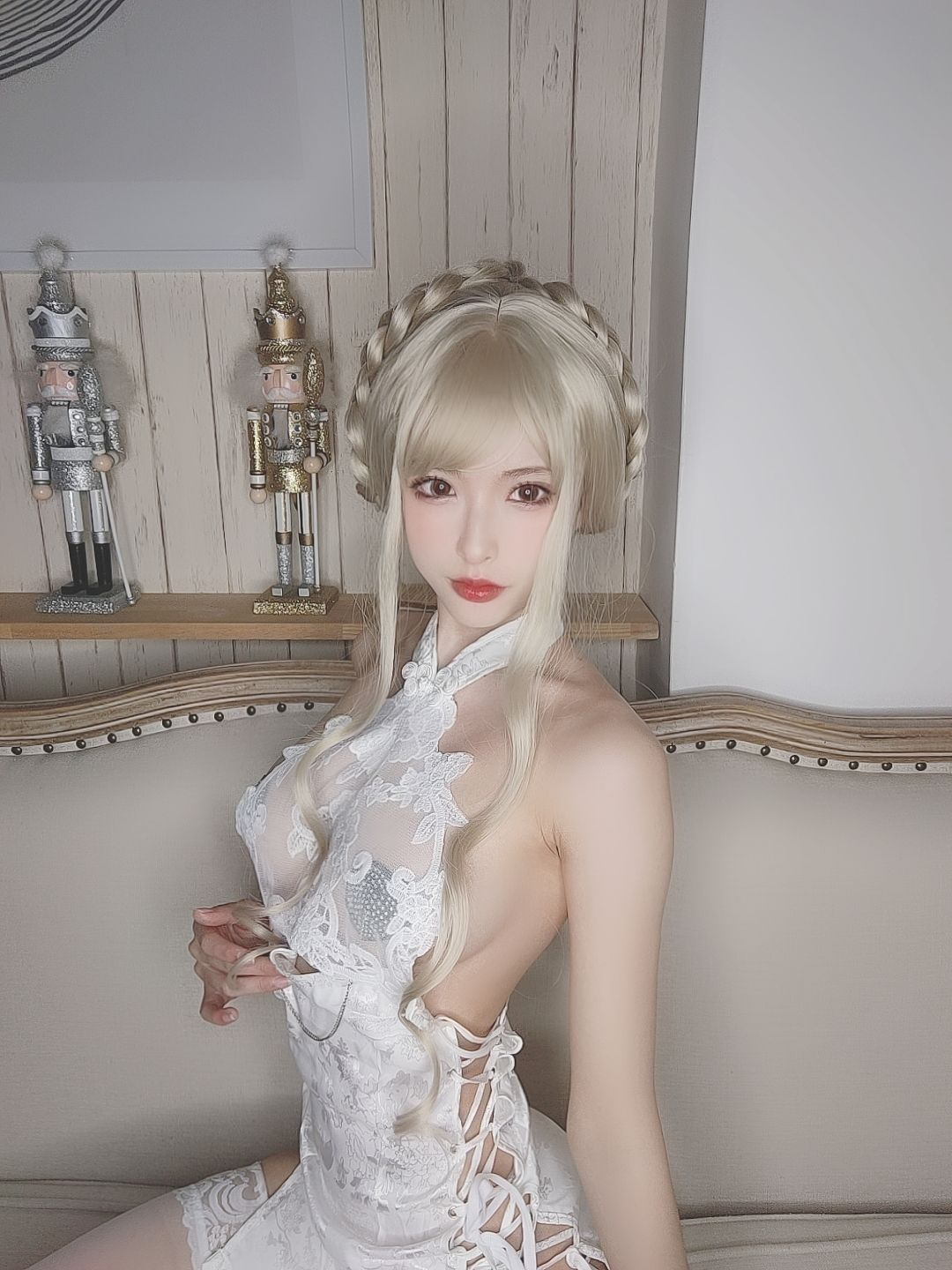 [福利COS] 尤物清水由乃 - 金发旗袍第24张