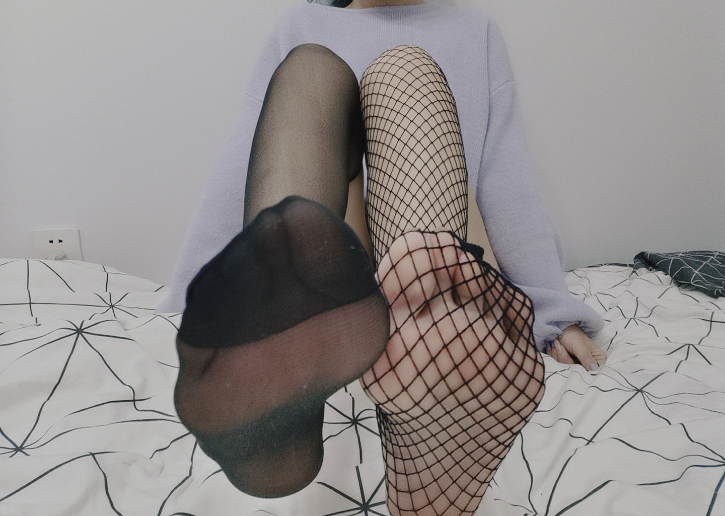 [福利COS] eloise软软 - 双拼丝袜第8张