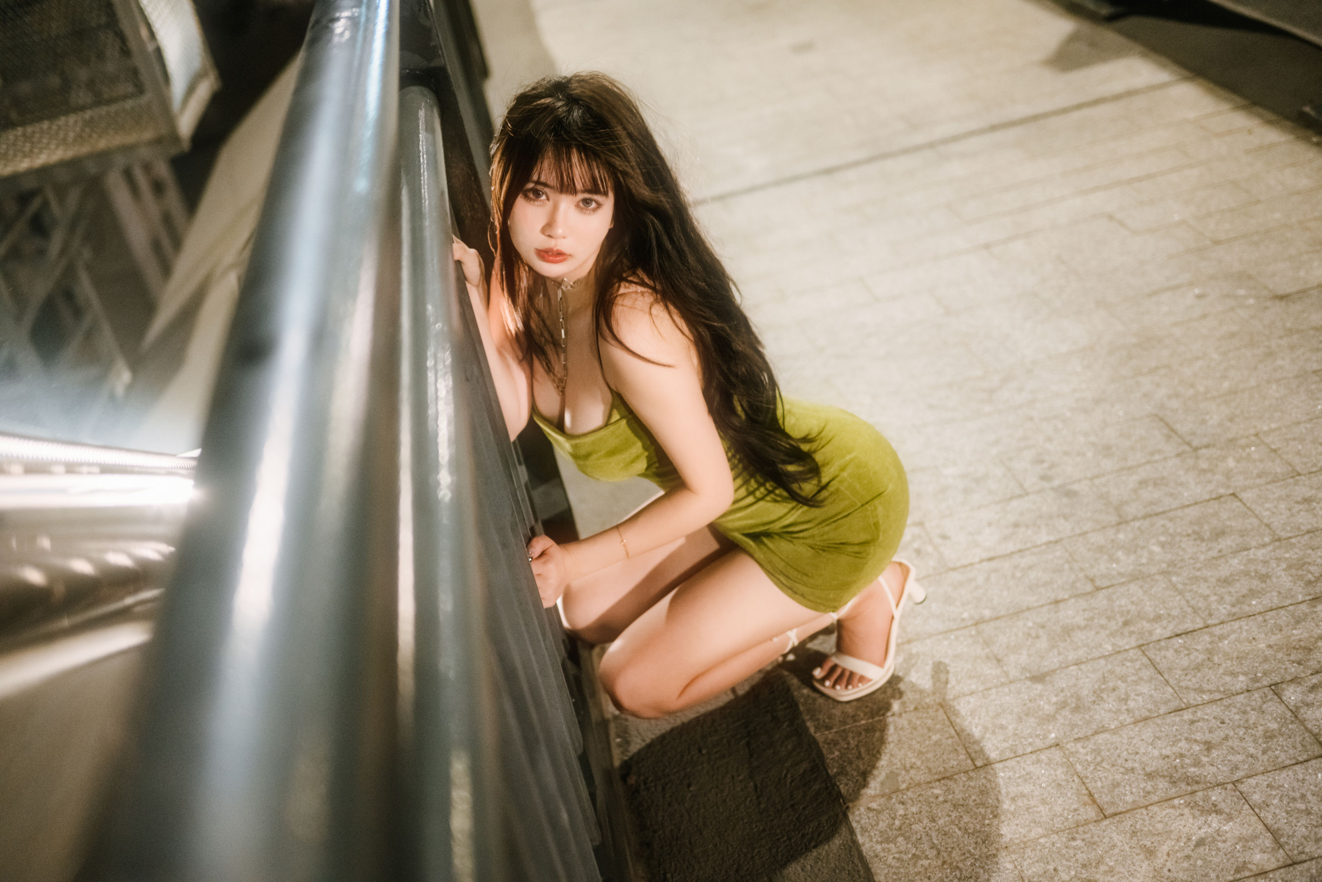 [福利COS] Tina很妖孽呀 - 绿色连衣裙第3张