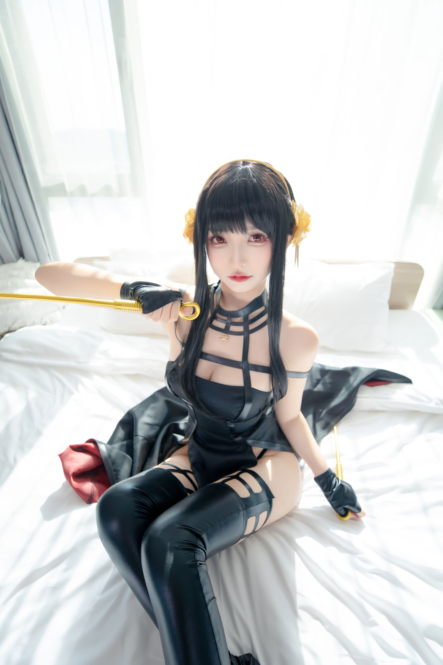 [福利COS] 萝莉神楽板真冬 之约尔太太第2张