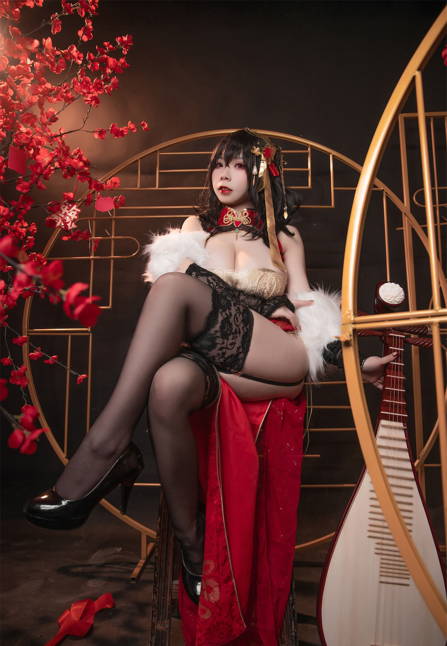 [福利COS] 自闭颜球球(无颜小天使wy) - 碧蓝航线 大凤红旗袍第1张