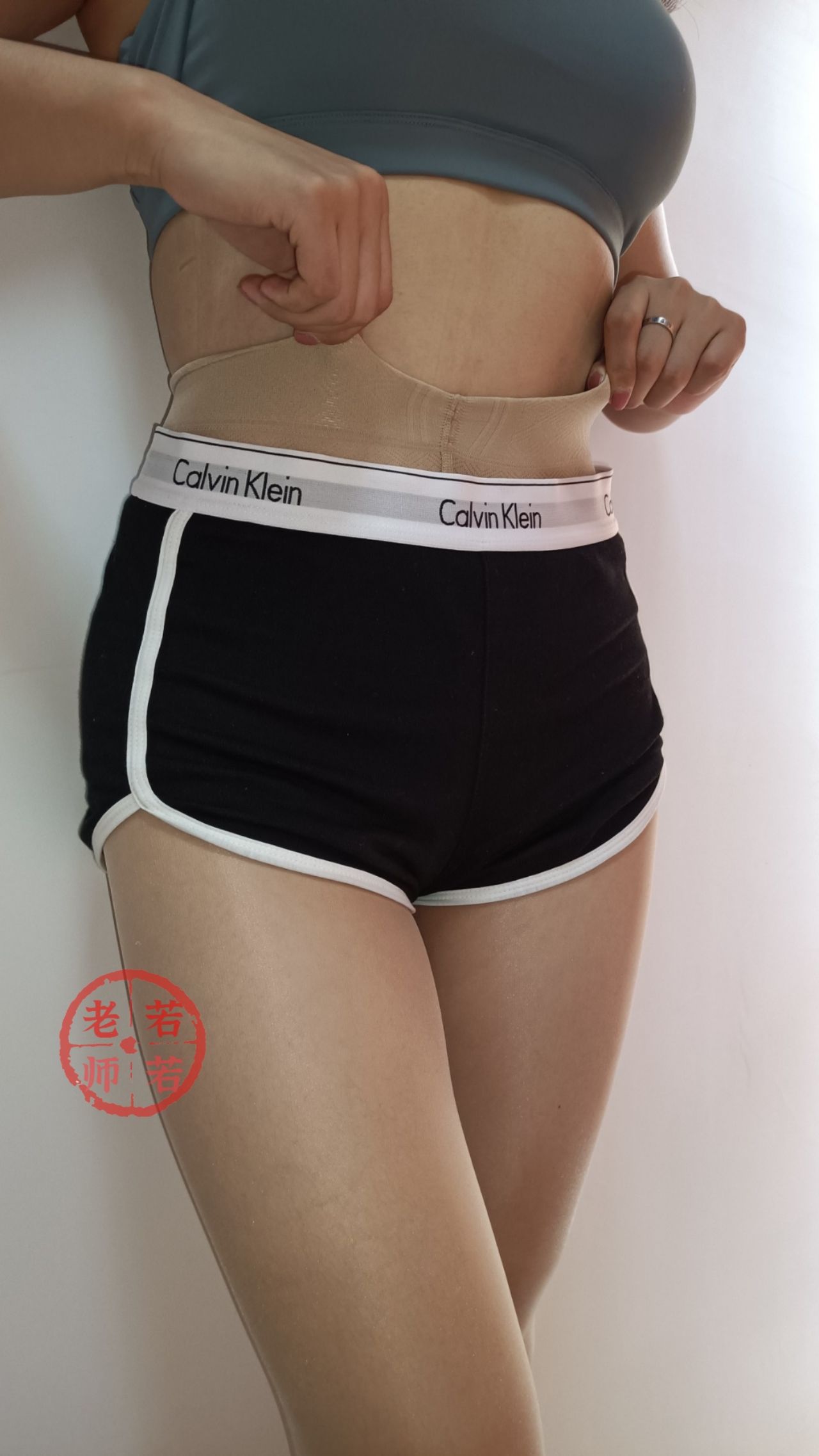 [福利COS] 若若老师 微信朋友圈视图合集第37张