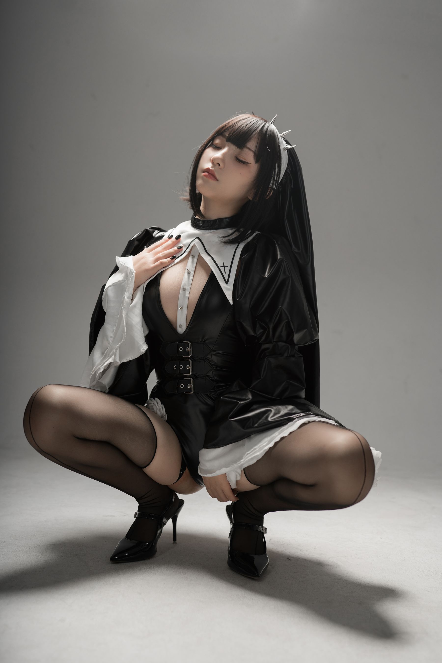 [福利COS] 花铃 - 杀戮修女第18张