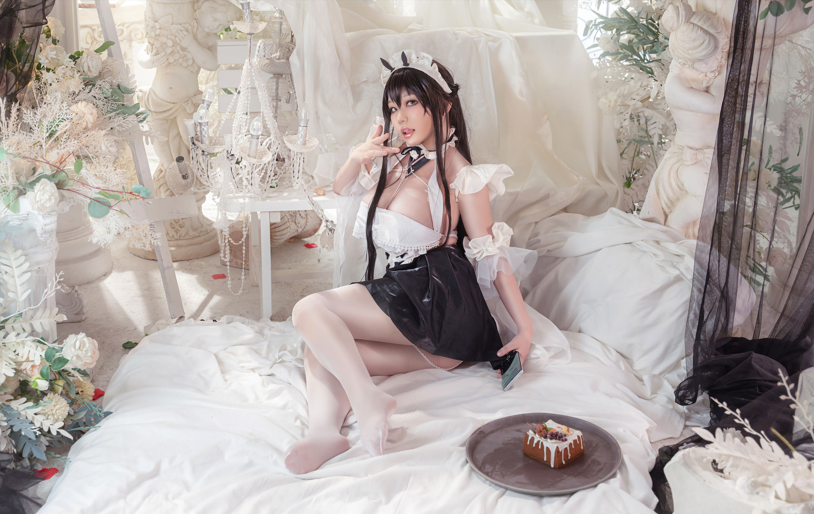 [福利COS] 七七娜娜子 - 不挠女仆第1张