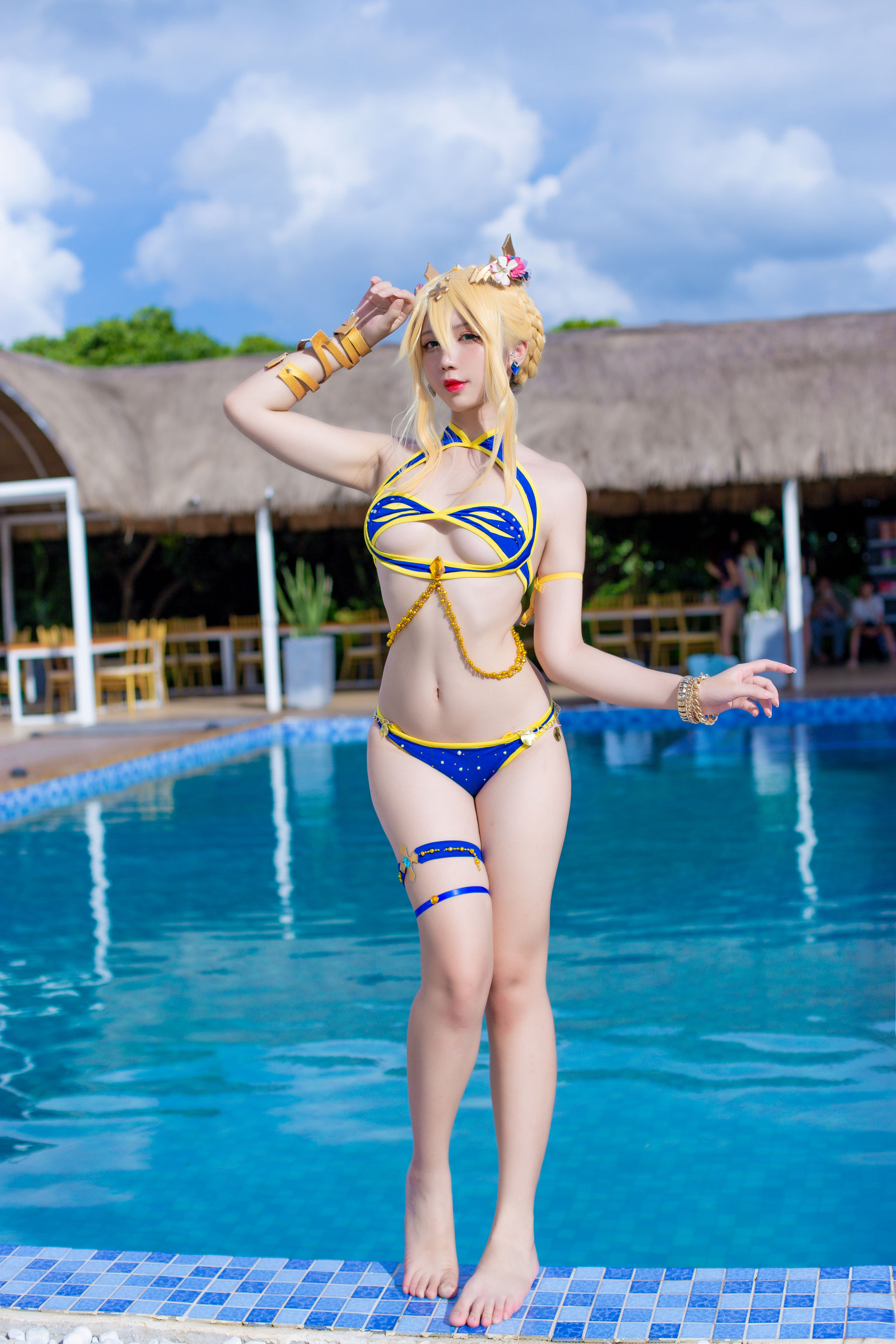 [福利COS] 动漫博主九曲Jean - 白枪呆同人泳装第6张