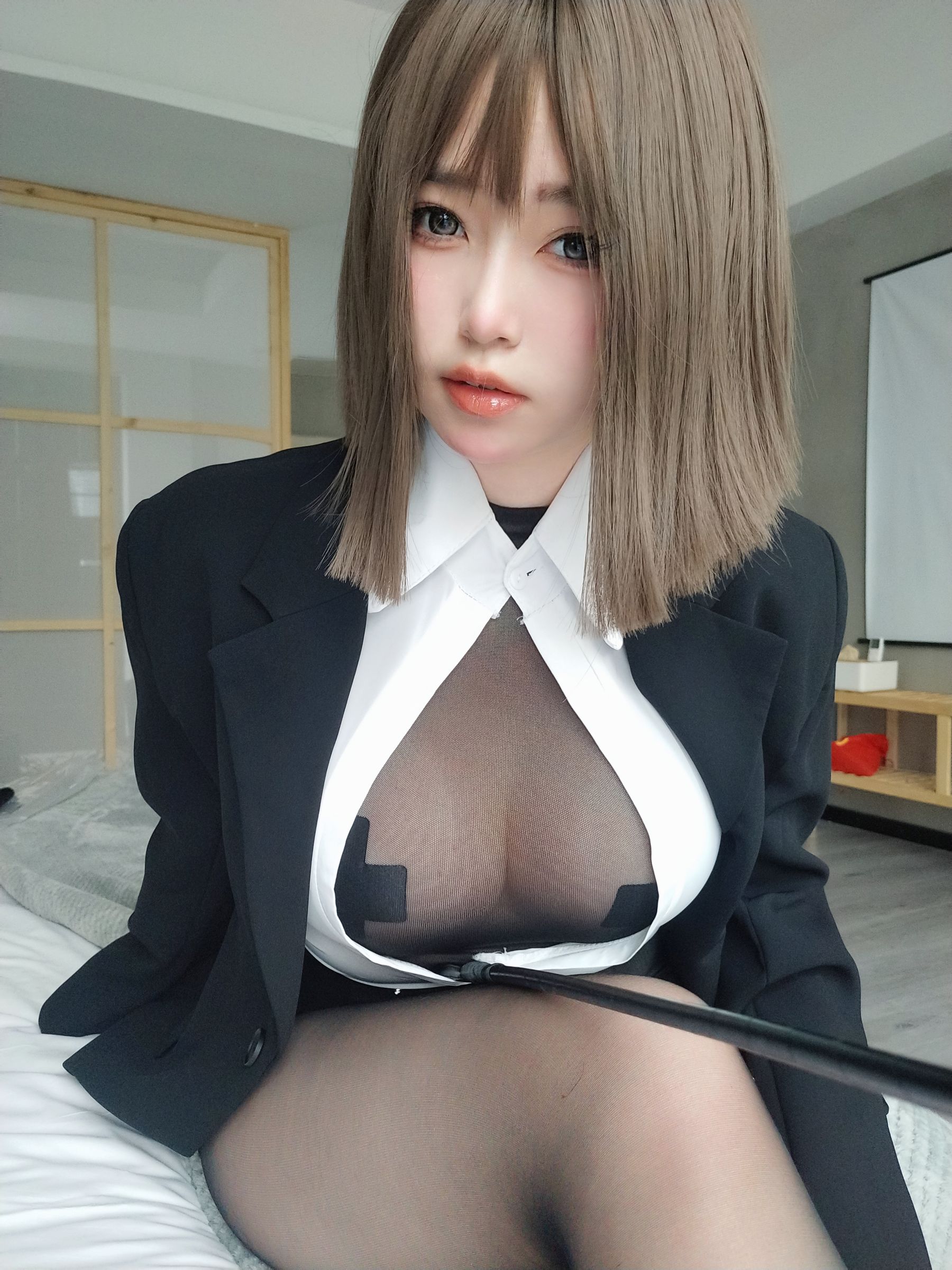 [福利COS] 女主K - 大胆的秘书第11张