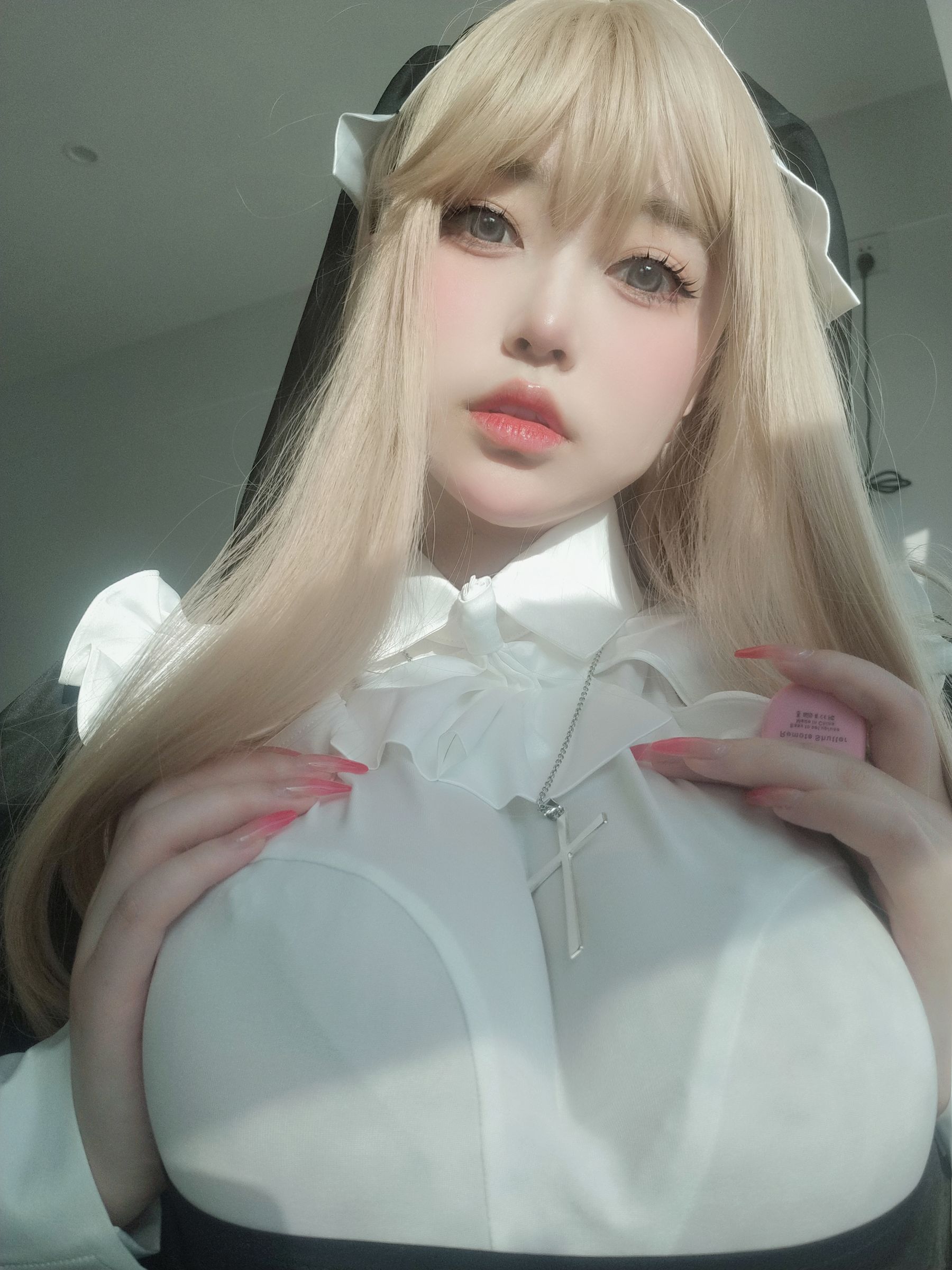 [福利COS] 女主K - 修女第15张