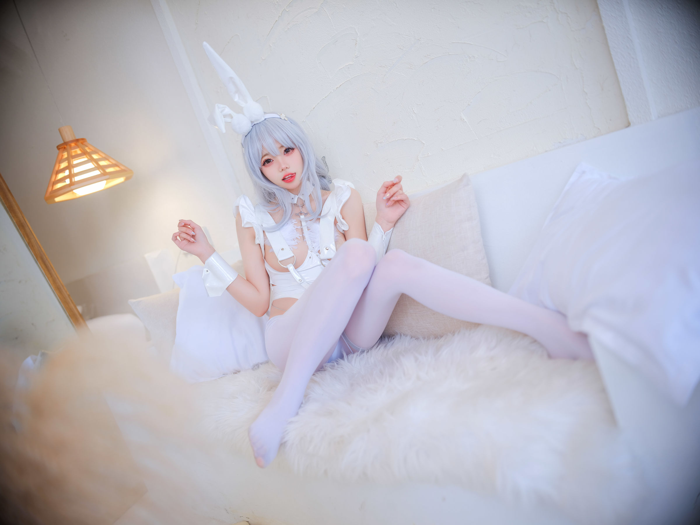 [福利COS] 咬一口兔娘 - 恶毒兔女郎第2张