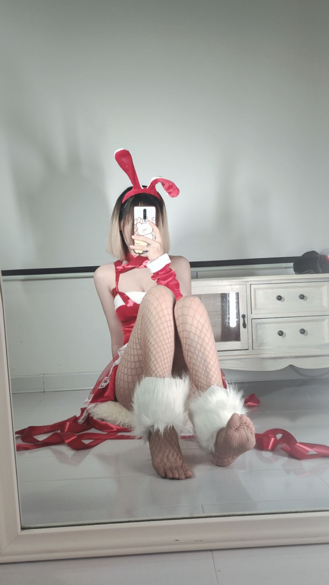 [福利COS] 洛桑w伊梓 - 网袜丝带兔兔第13张