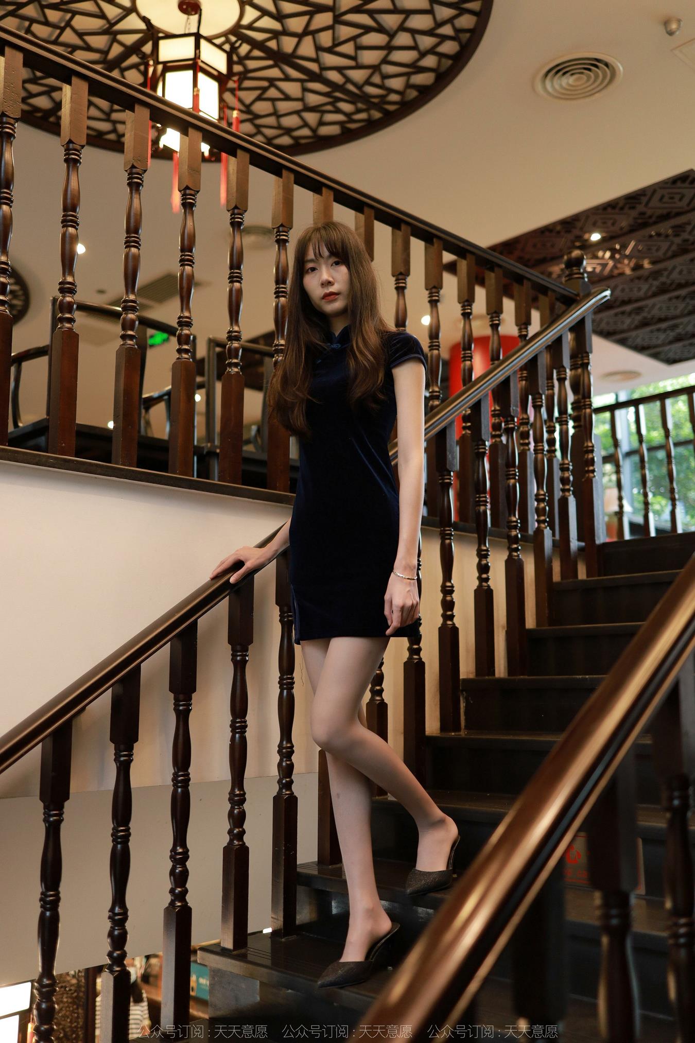 [IESS异思趣向] 2022.07.27 丝享家1160：团团《美女旗袍》[78P]第11张