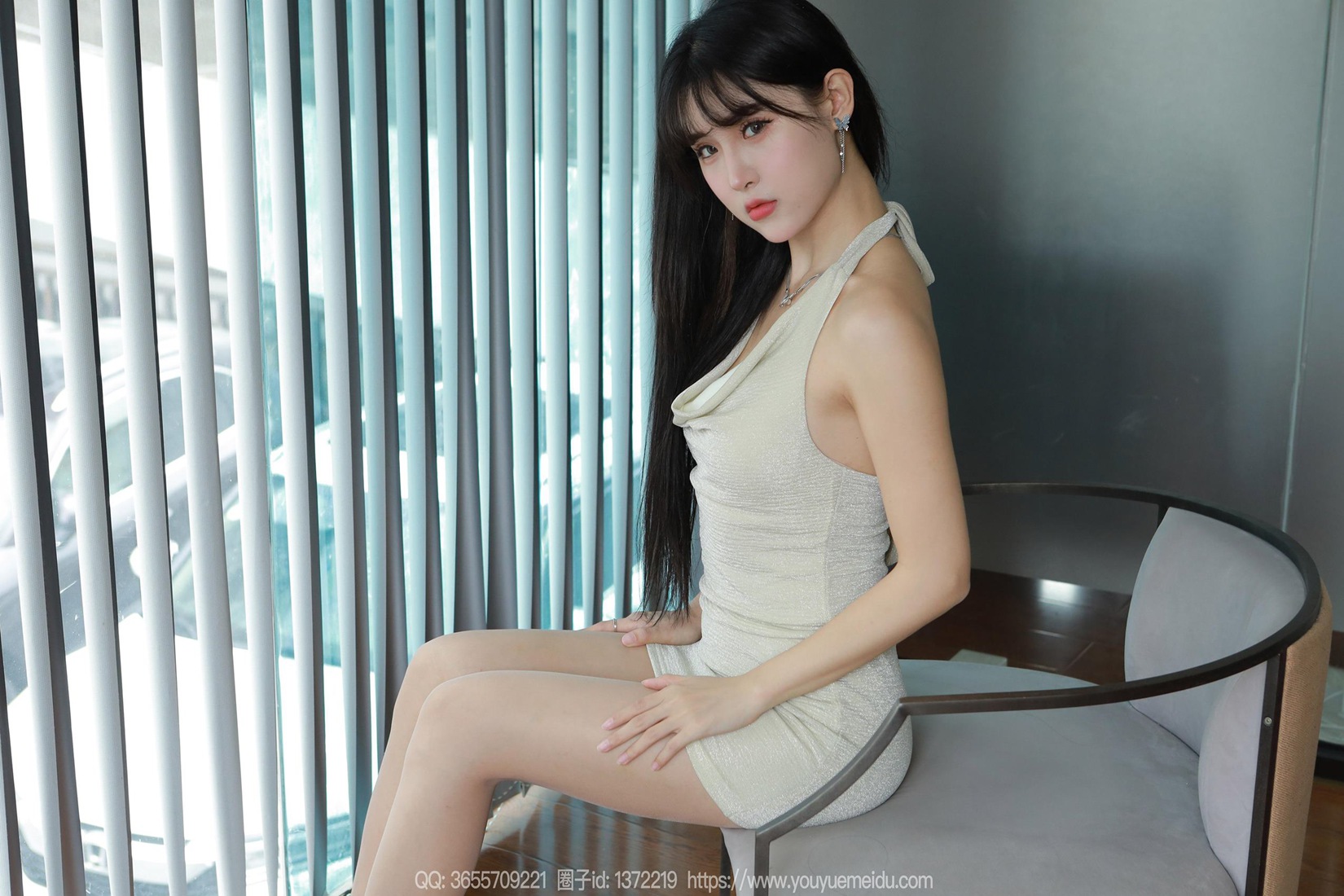 [IESS异思趣向] 2024.05.31 丝享家1756：小宝《挂脖包臀裙》[84P]第3张
