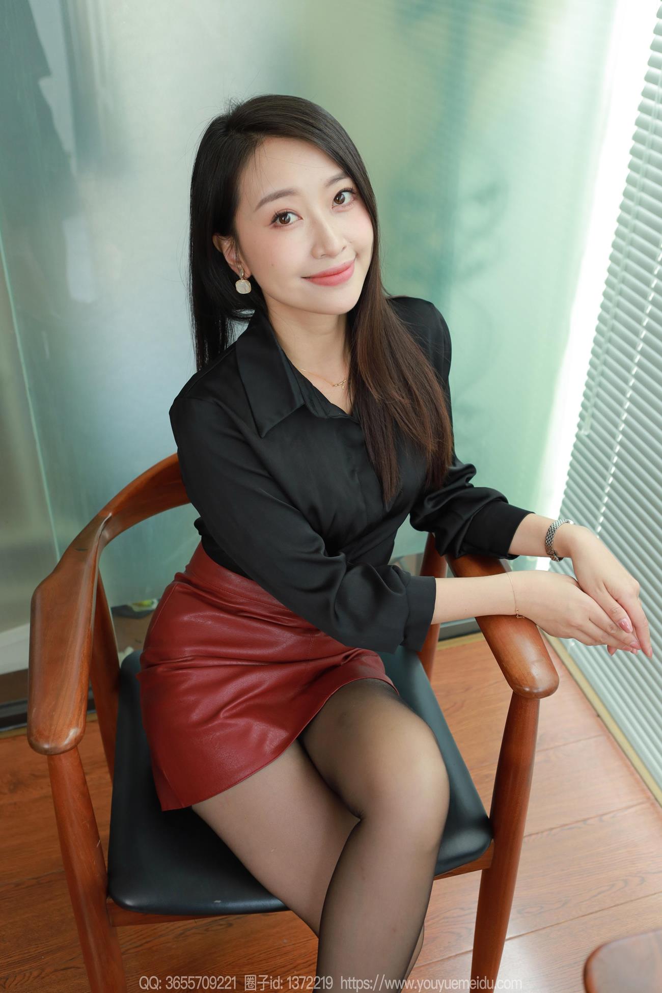 [IESS异思趣向] 2024.10.28 丝享家1883：小婕《红棕丽人》[62P]第4张