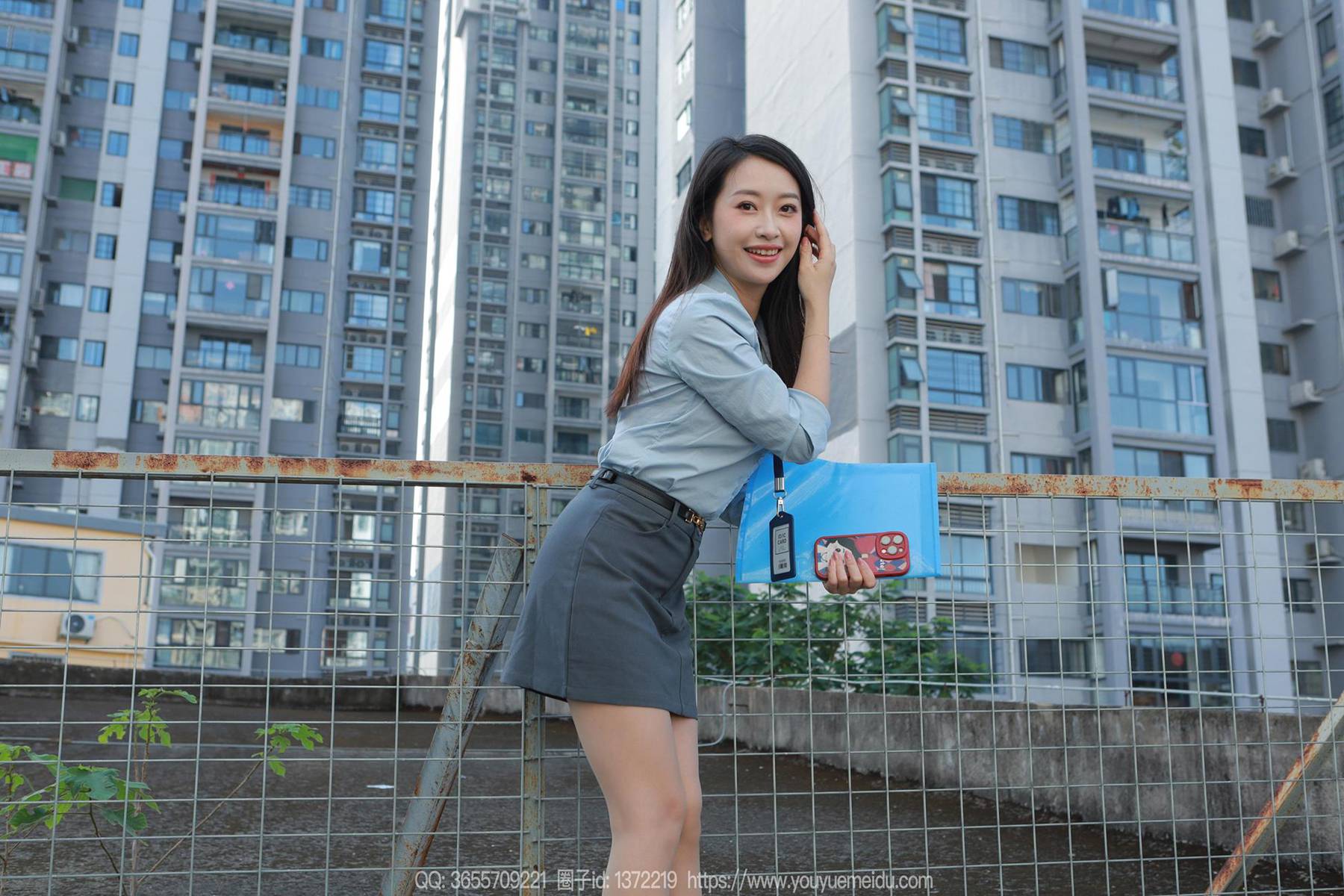 [IESS异思趣向] 2024.10.29 丝享家1884：小婕《蓝衣OL（上）》[58P]第1张
