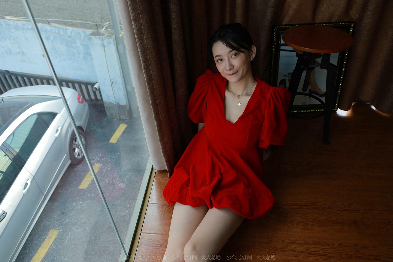 [IESS异思趣向] 2022.02.10 丝享家1001：秋秋《跨年夜姓感红裙》[91P]第9张