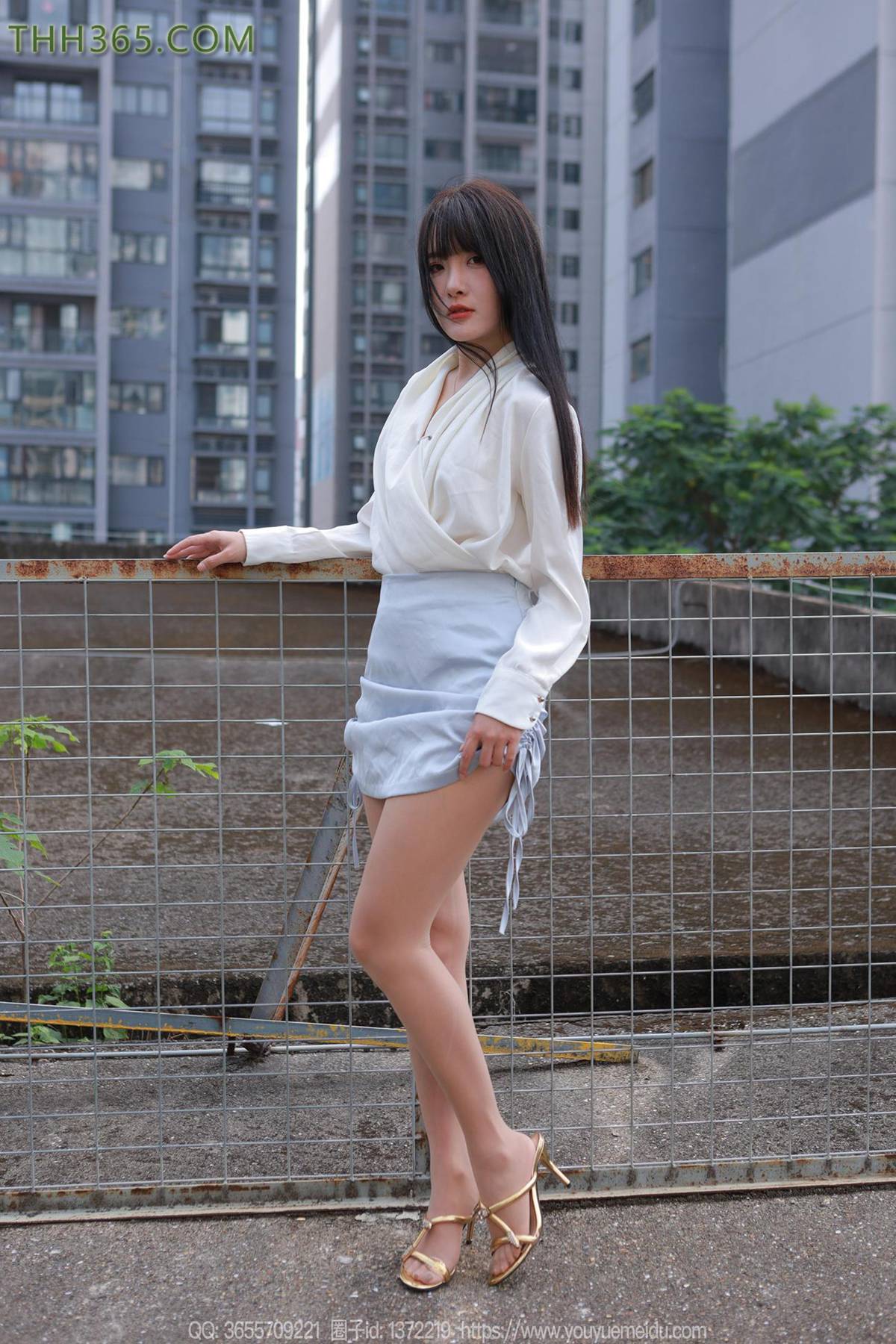 [IESS异思趣向] 2024.11.10 丝享家1894：婉萍《蓝色短裙（下）》[89P]第17张