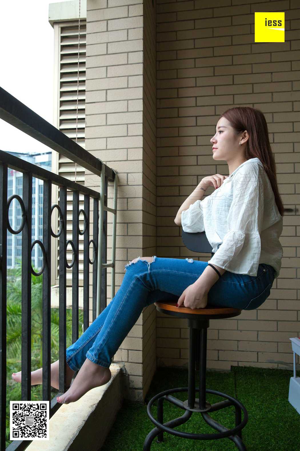 [IESS异思趣向] 2018.09.25 丝享家323：《好大的一个洞》名利姐 在现浏览第16张