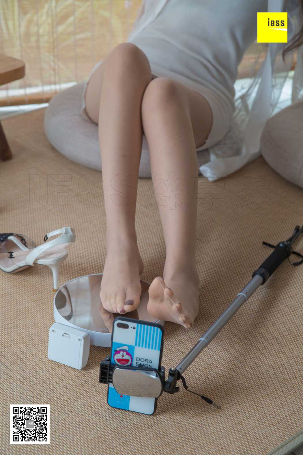 [IESS异思趣向] 2019.01.31 丝享家413：《九妹玩自拍》九妹 在现浏览第17张