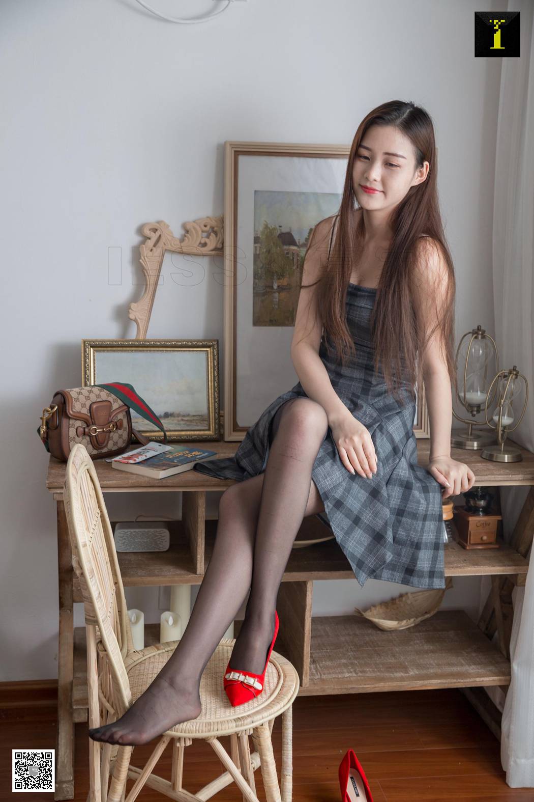 [IESS异思趣向] 2019.06.17 丝享家508：《九妹的红鞋格子裙》九妹 在现浏览第11张