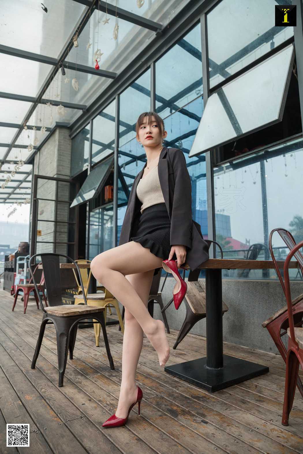 [IESS异思趣向] 2019.12.19 丝享家641：秋秋《秋领班的午休时间》在现浏览第14张