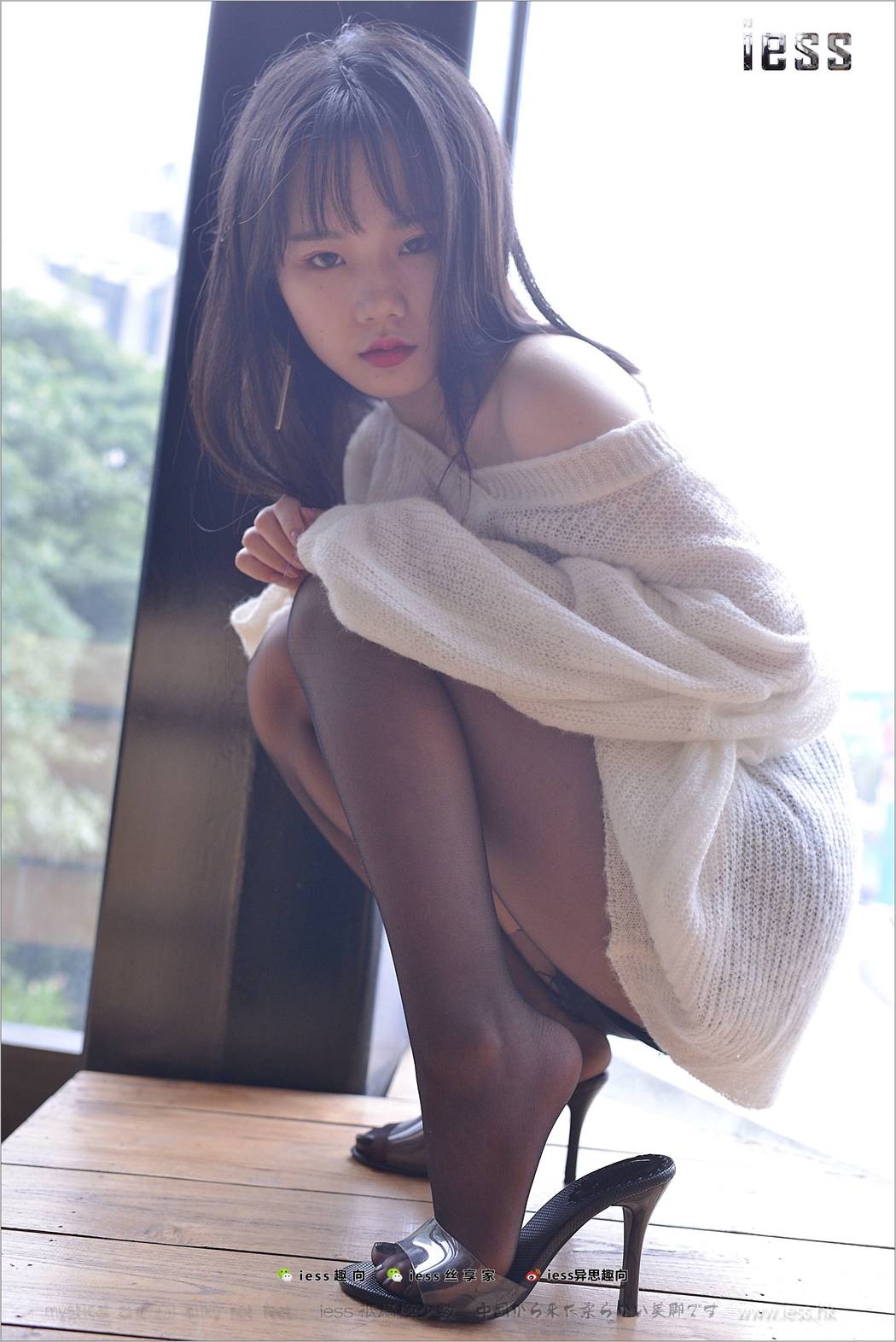 [IESS异思趣向] 2018.02.25 丝族便当204：《长大的女孩要穿黑丝》琪琪 在现浏览第17张
